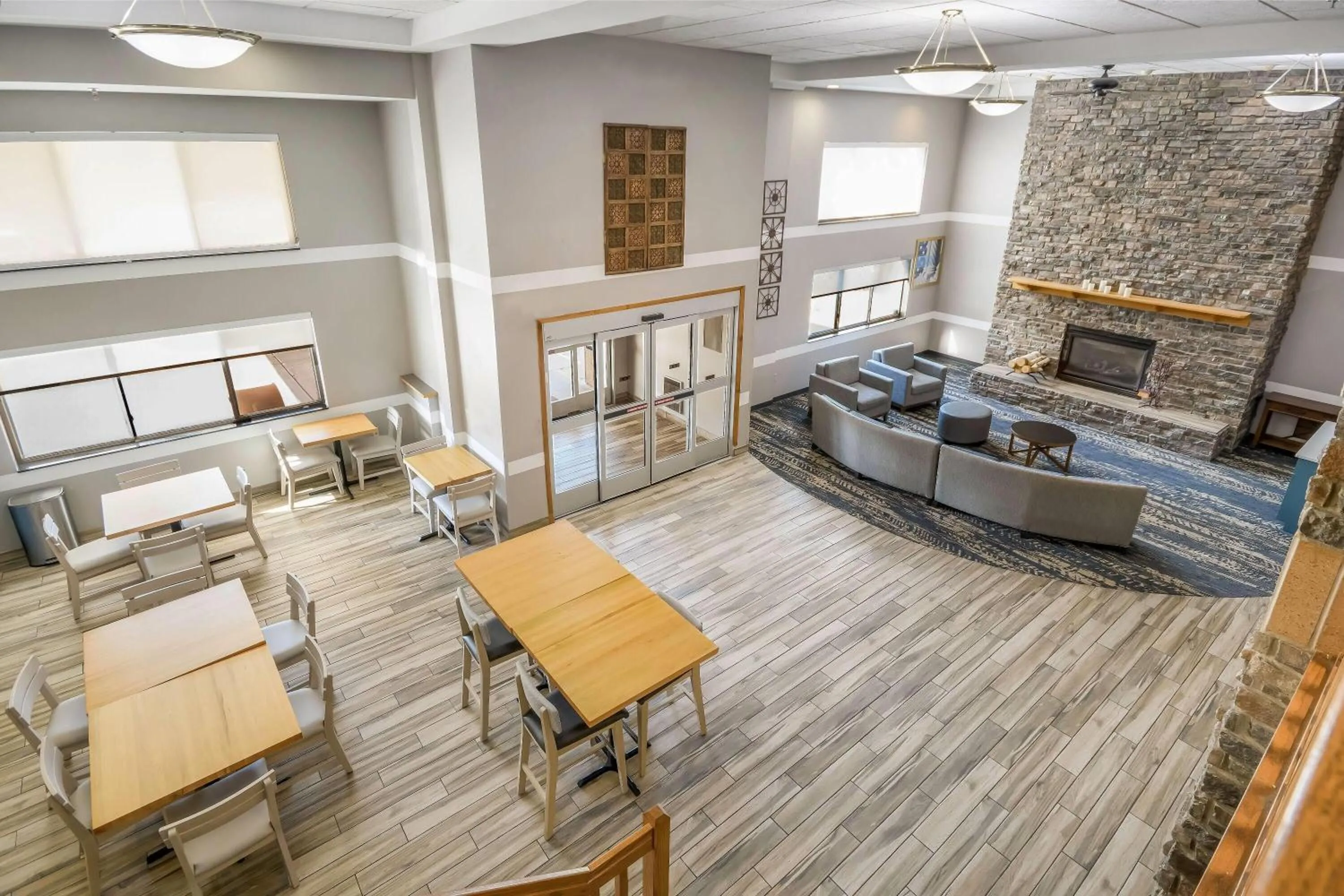 Lobby or reception in AmericInn by Wyndham Wausau