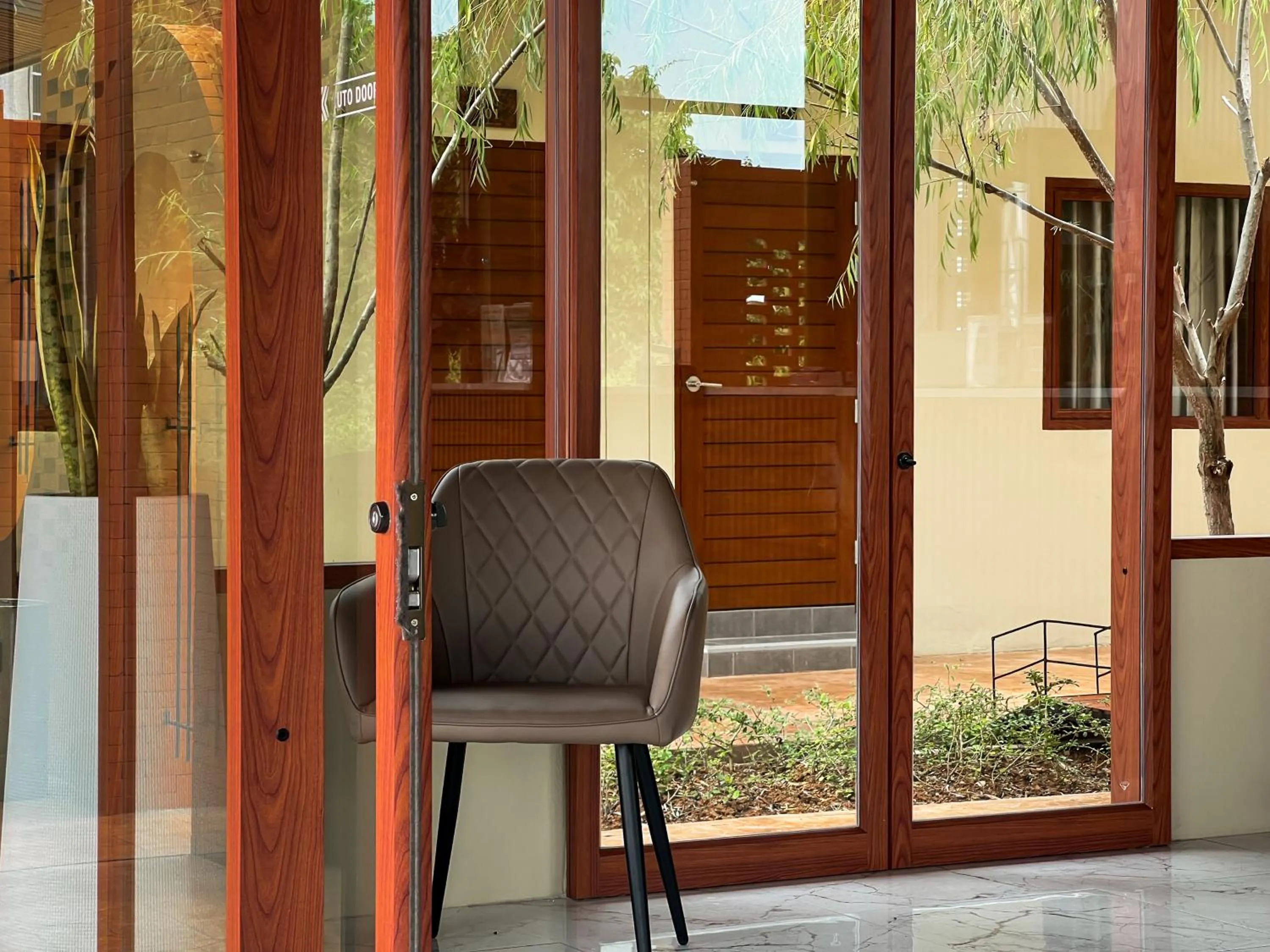 Property building in Tachang Airport Hotel