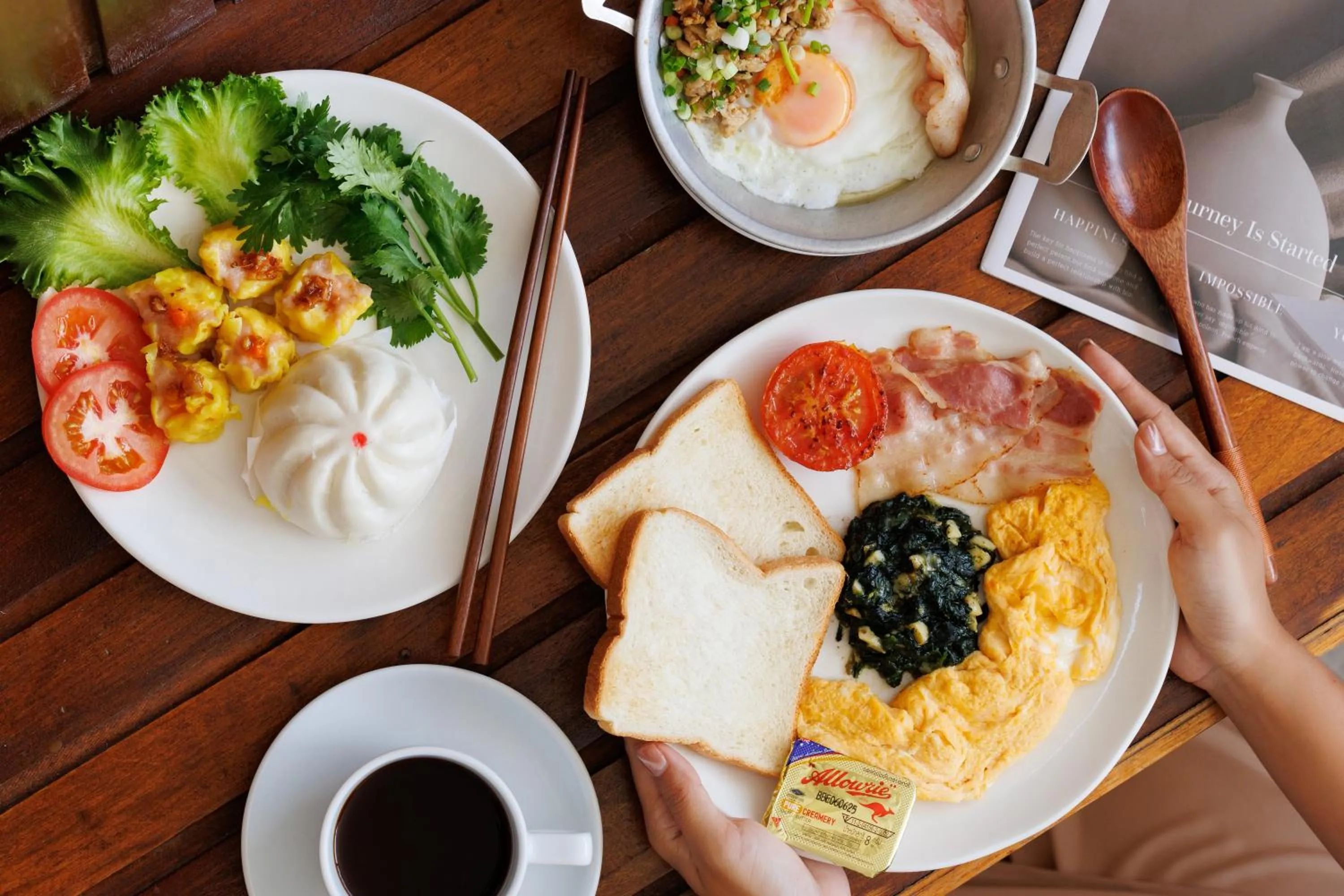 Breakfast in Tachang Airport Hotel