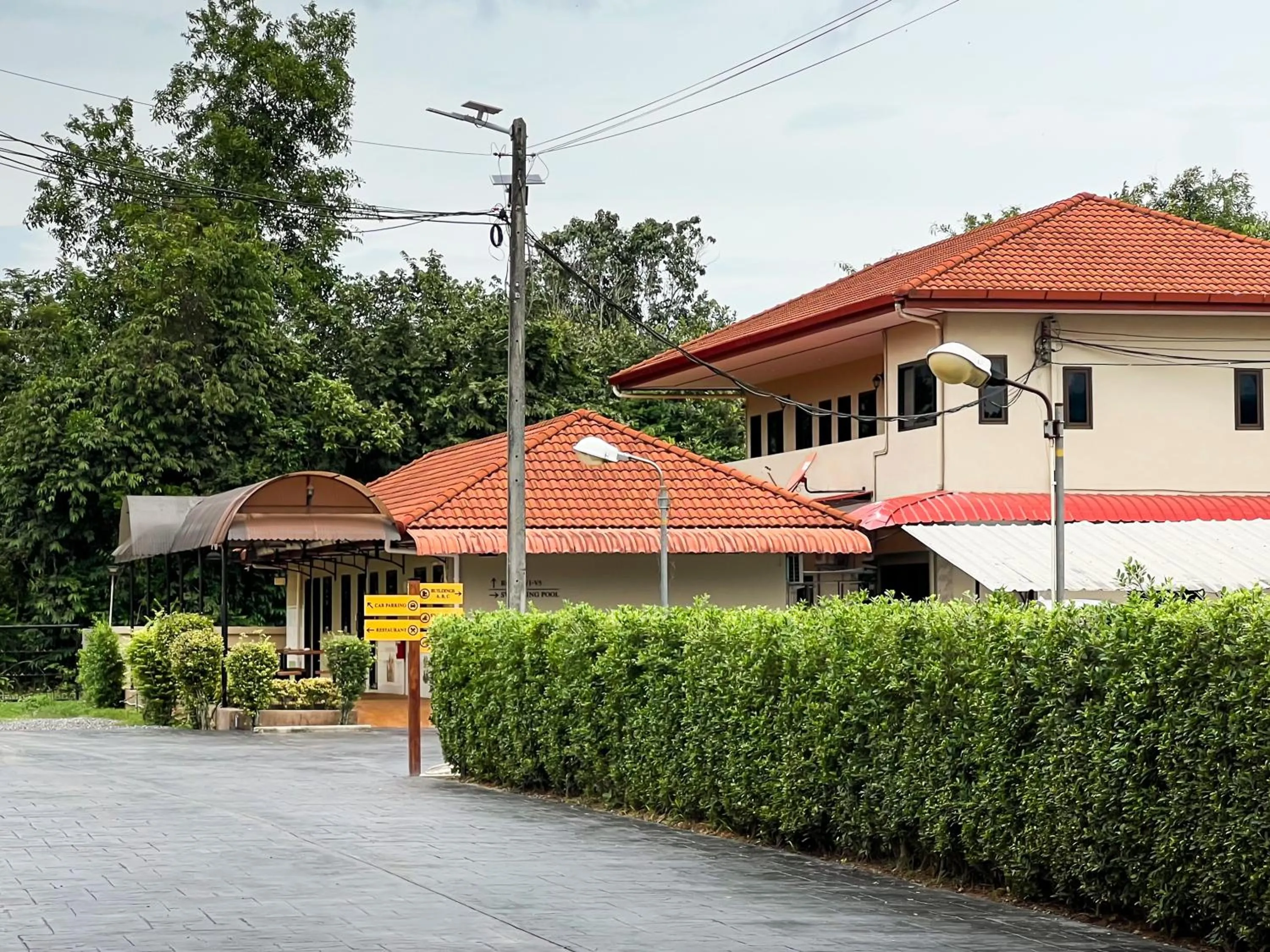 Property building in Tachang Airport Hotel