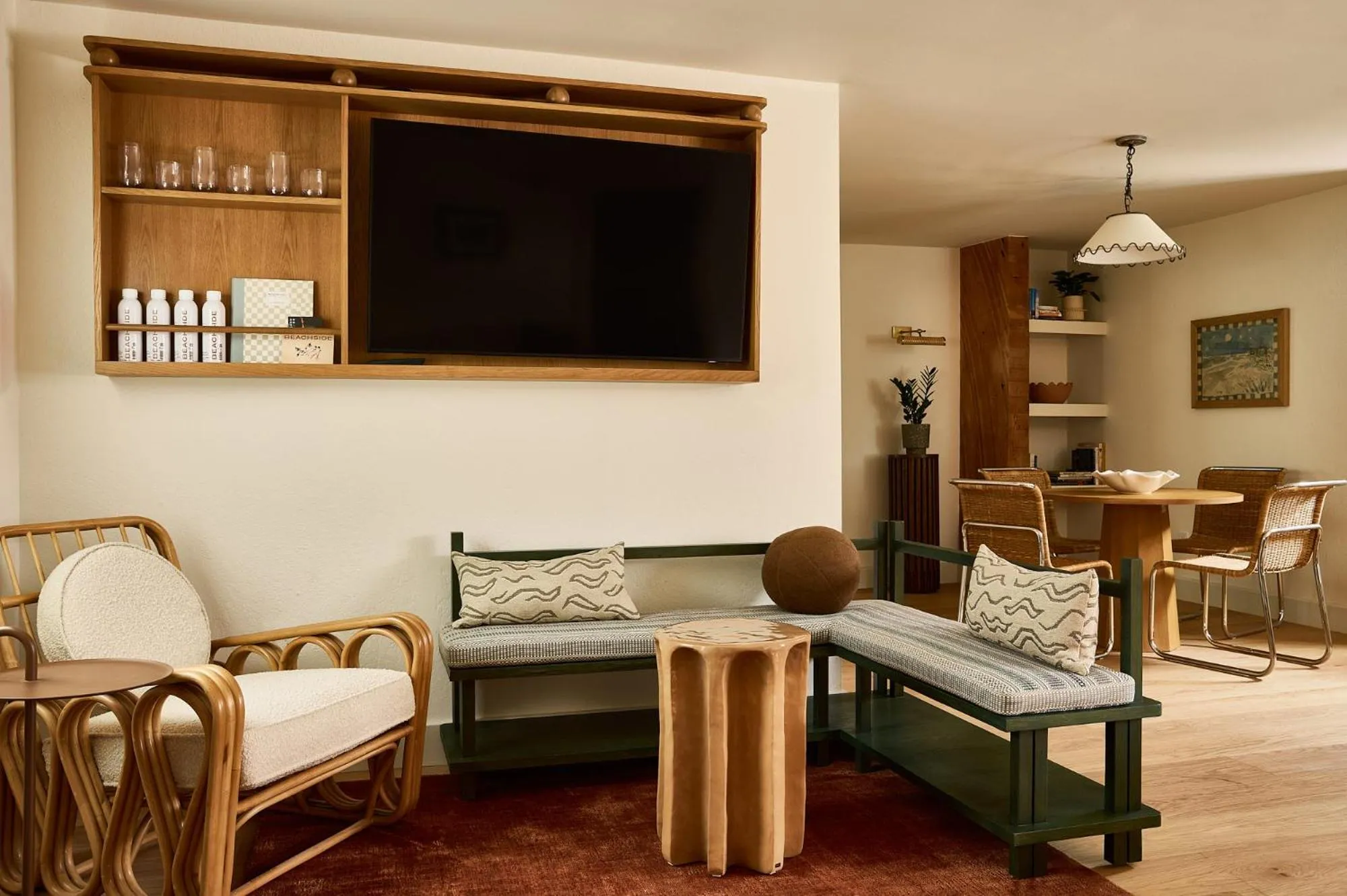 TV and multimedia in Beachside on Nantucket