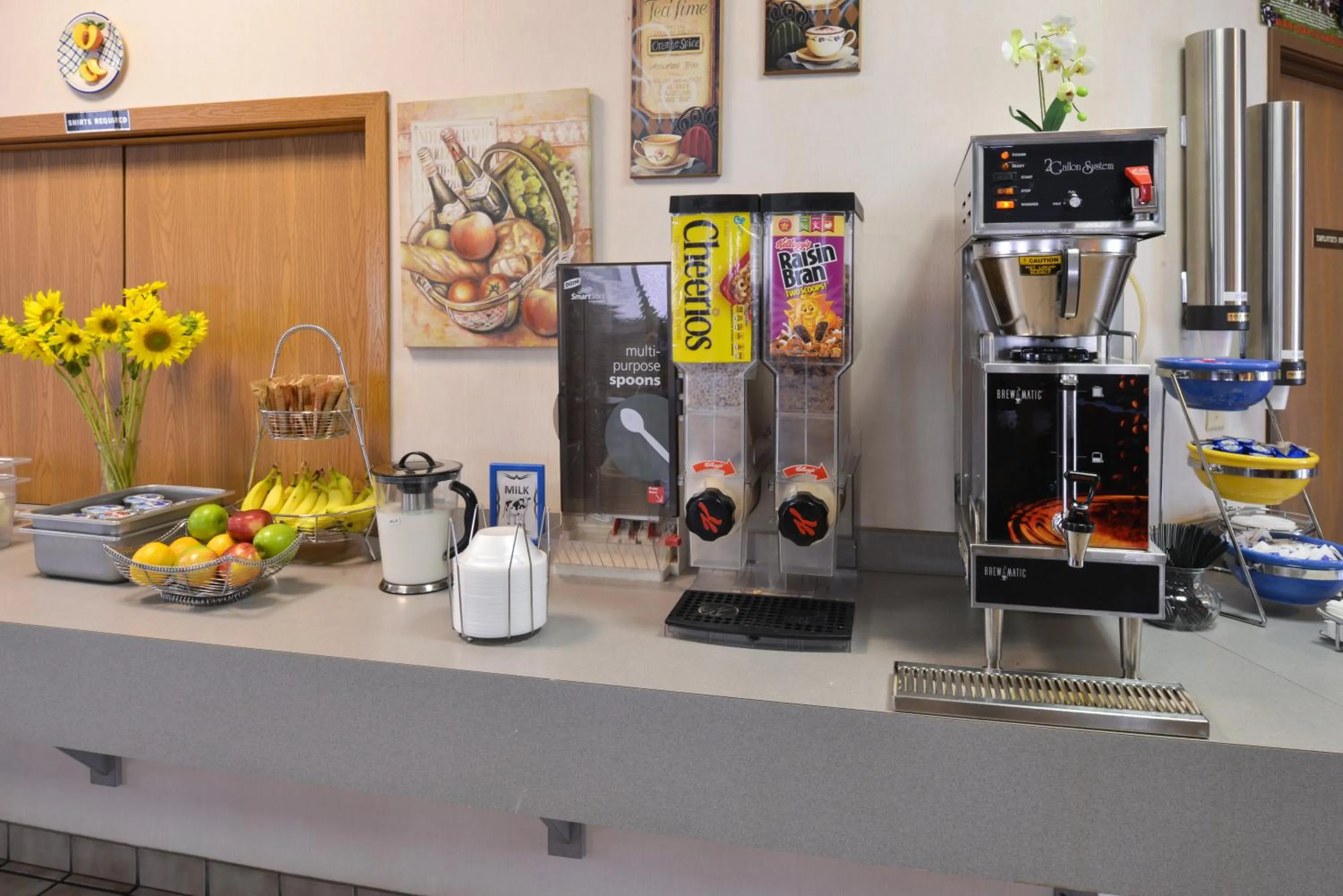 Food close-up, Coffee/Tea Facilities in America's Best Value Inn La Crosse