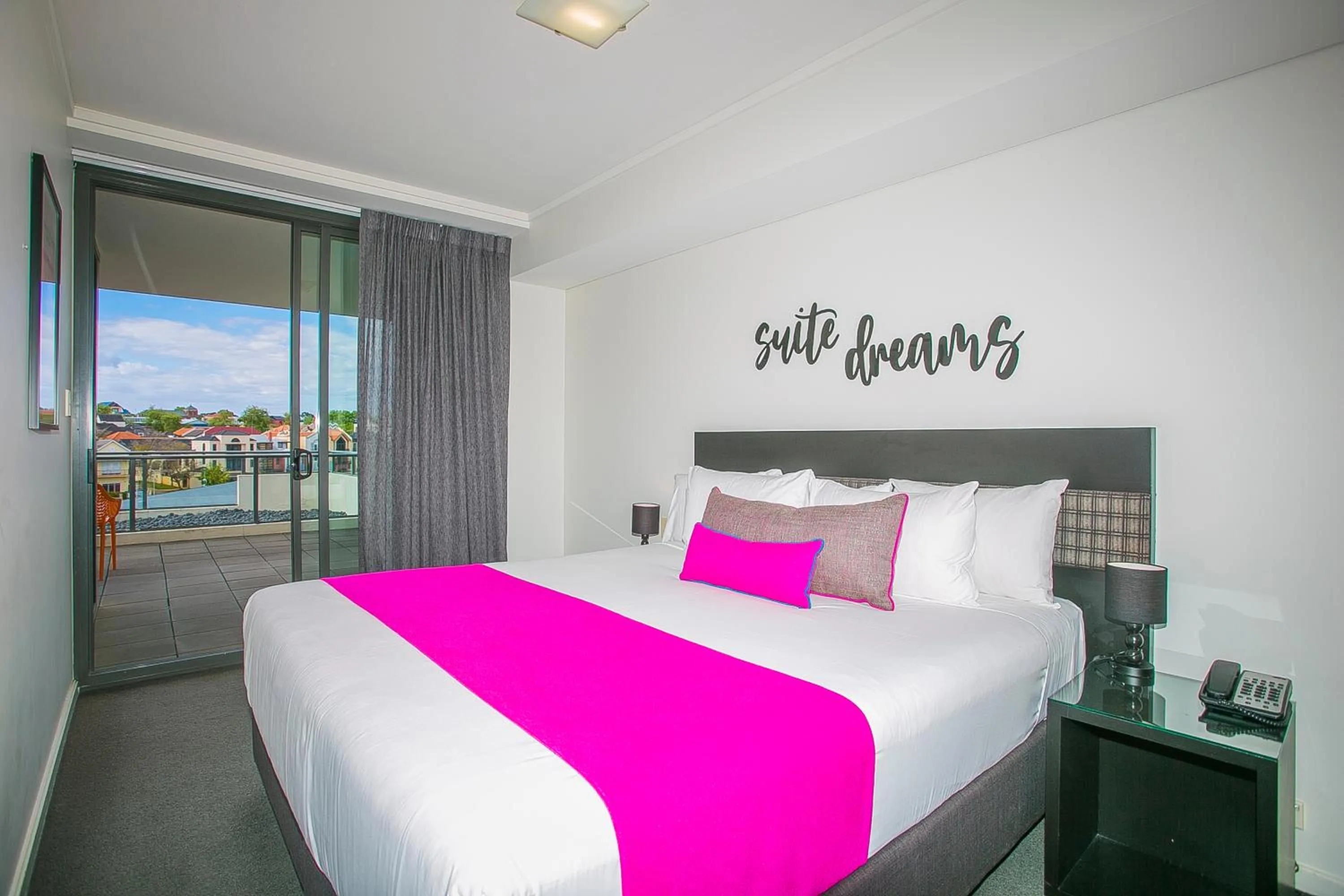 Photo of the whole room, Bed in East Perth Suites Hotel