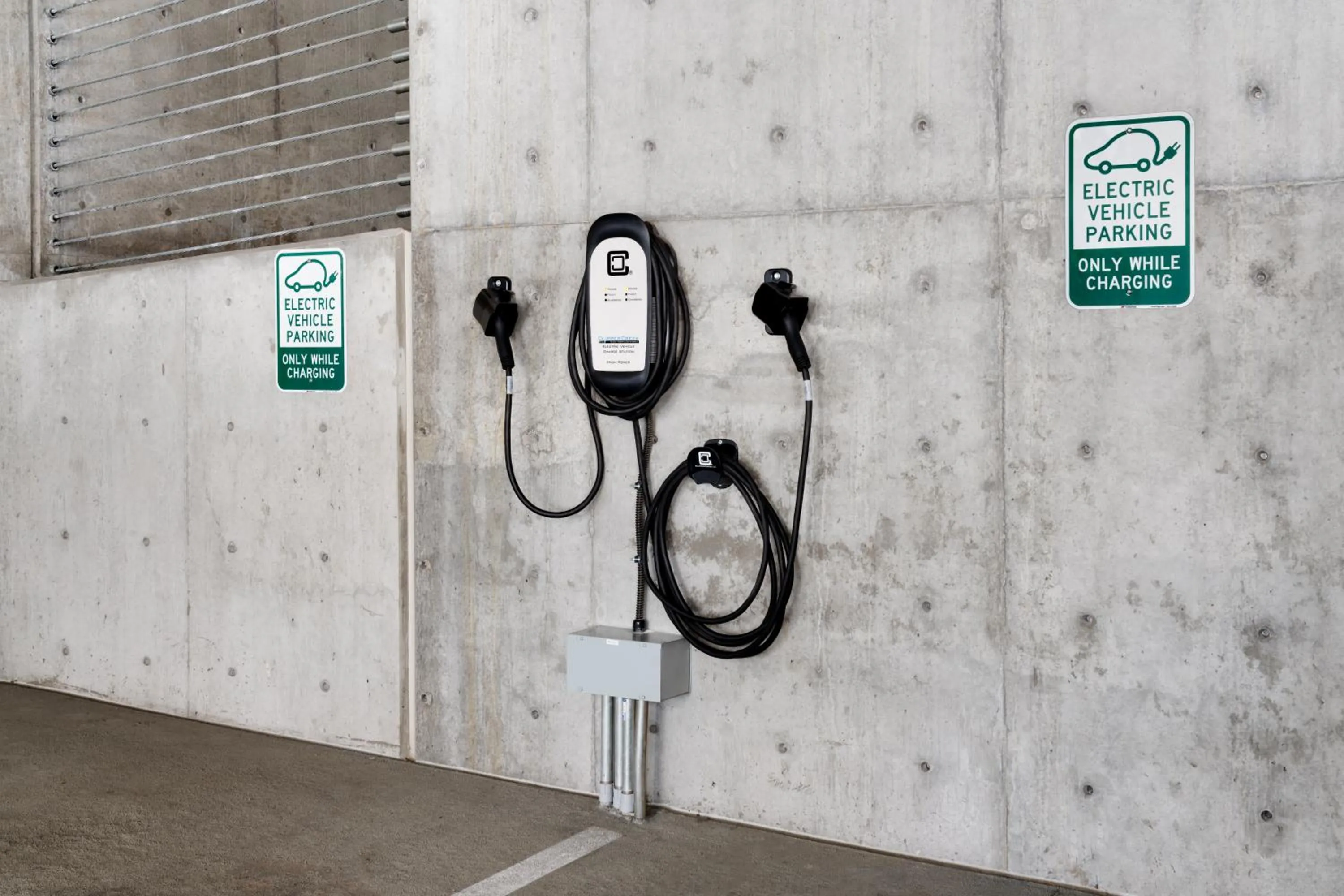 Parking in Hyatt Place Provo