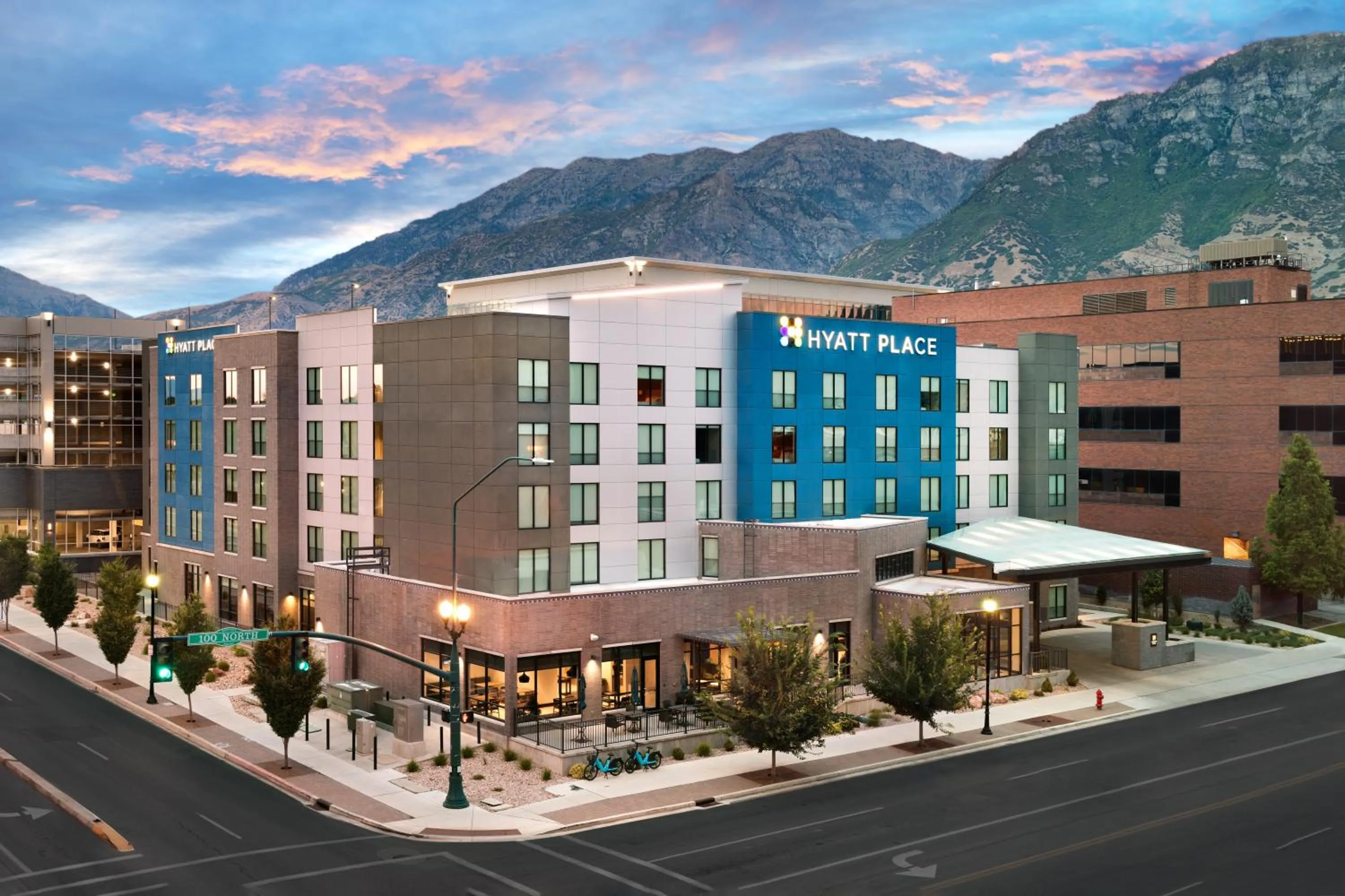 Property building in Hyatt Place Provo