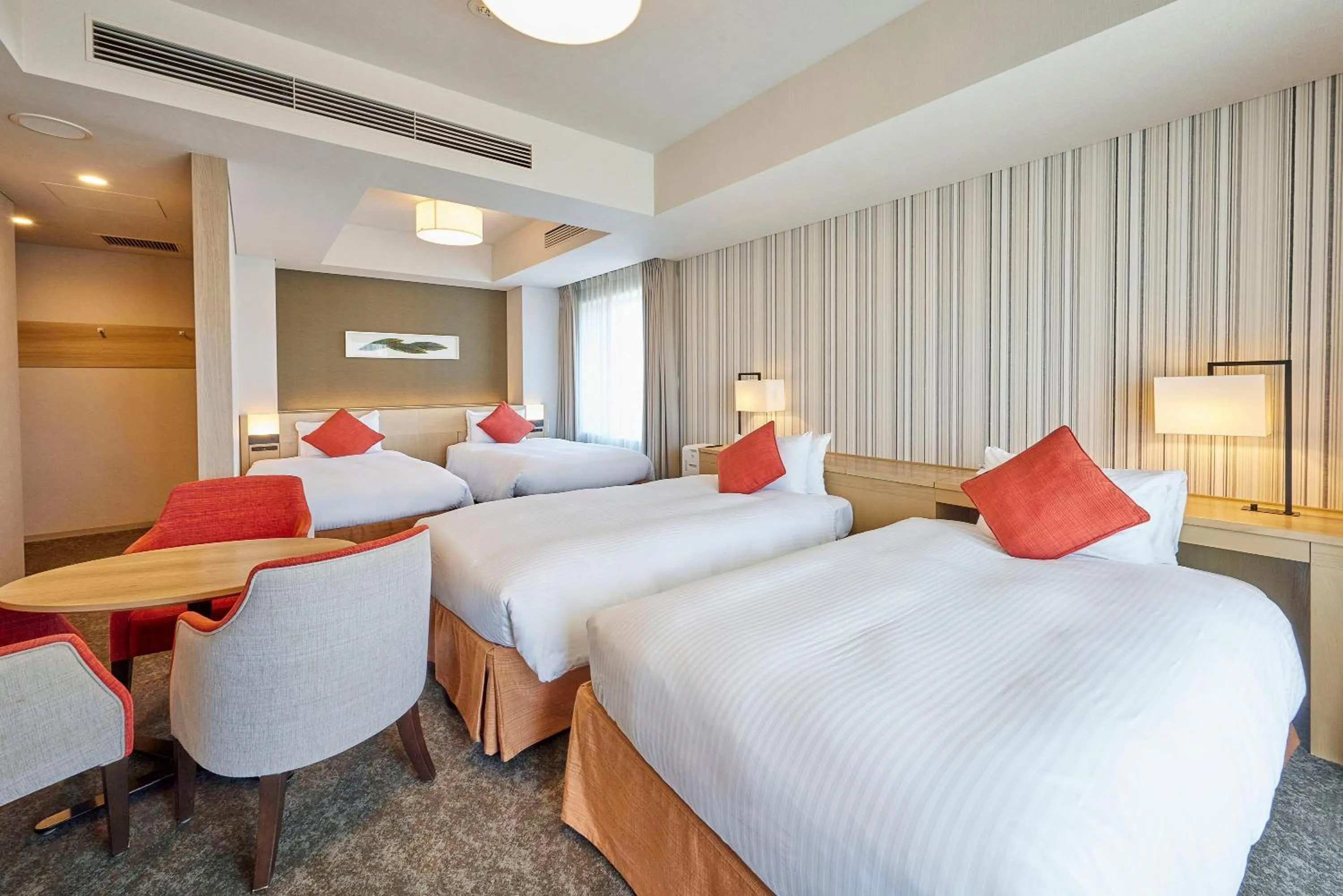 Photo of the whole room, Bed in Hotel Emion Tokyo Bay