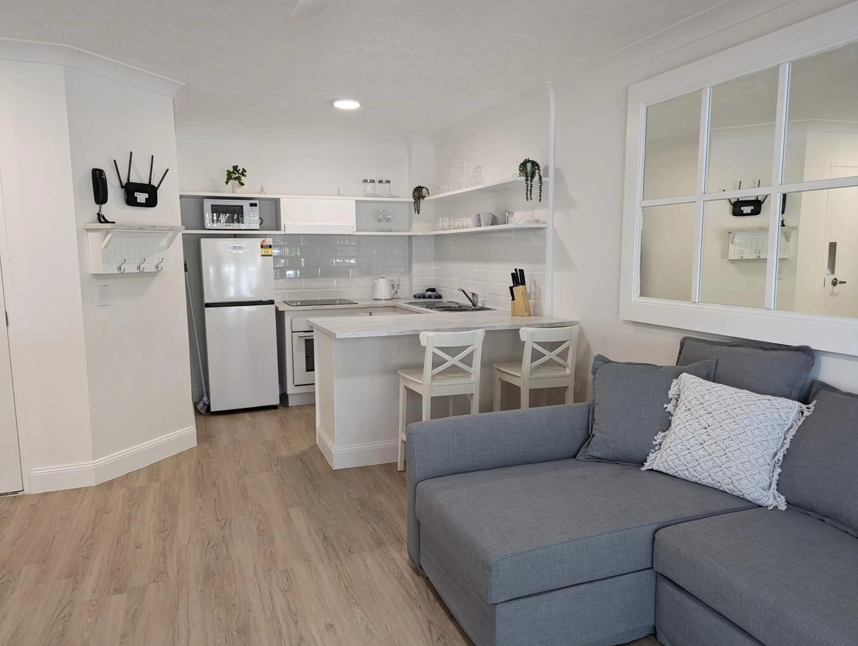 Bay Lodge Apartments