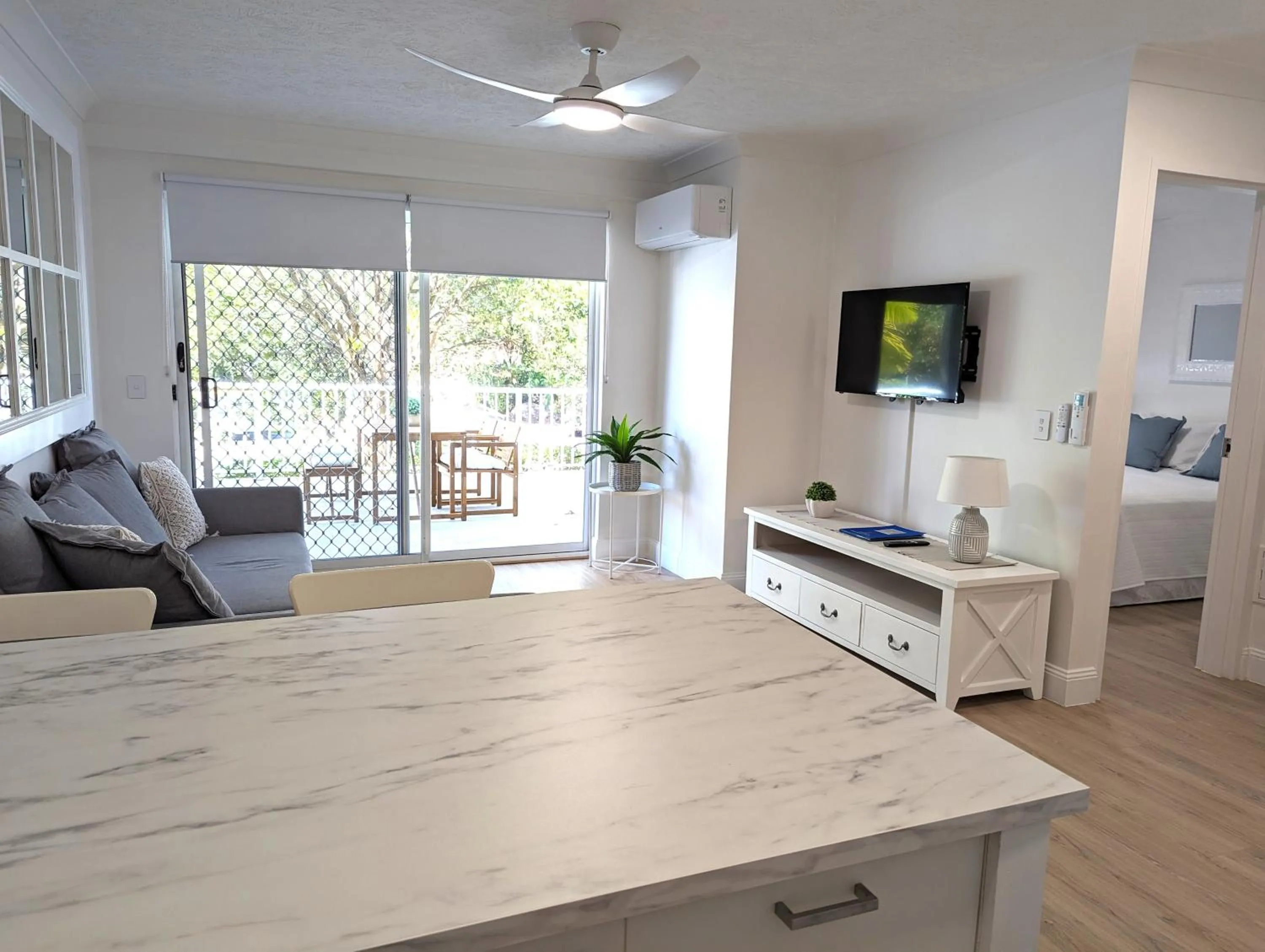 Bay Lodge Apartments