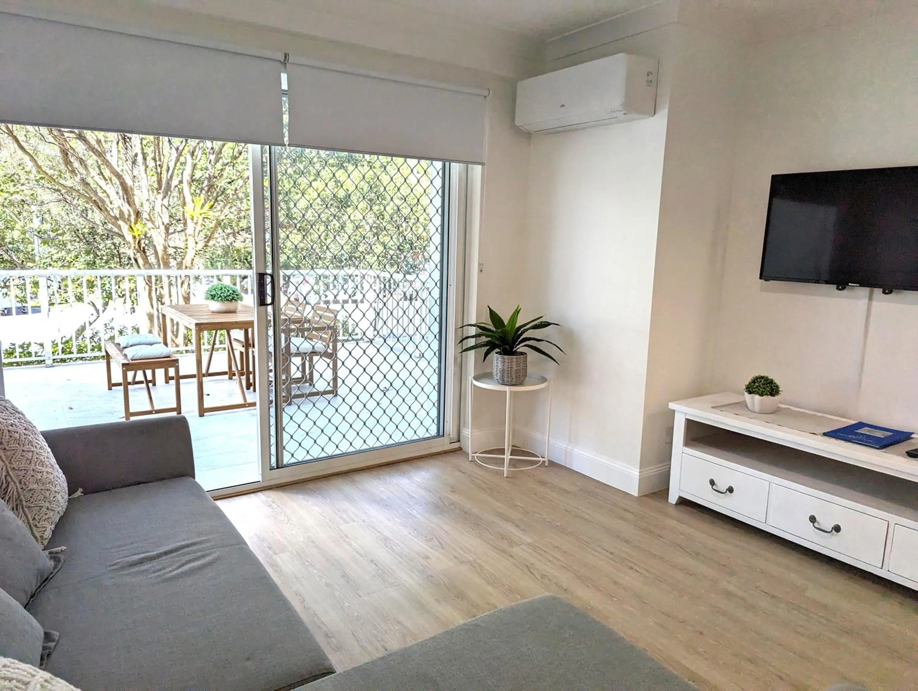 Bay Lodge Apartments