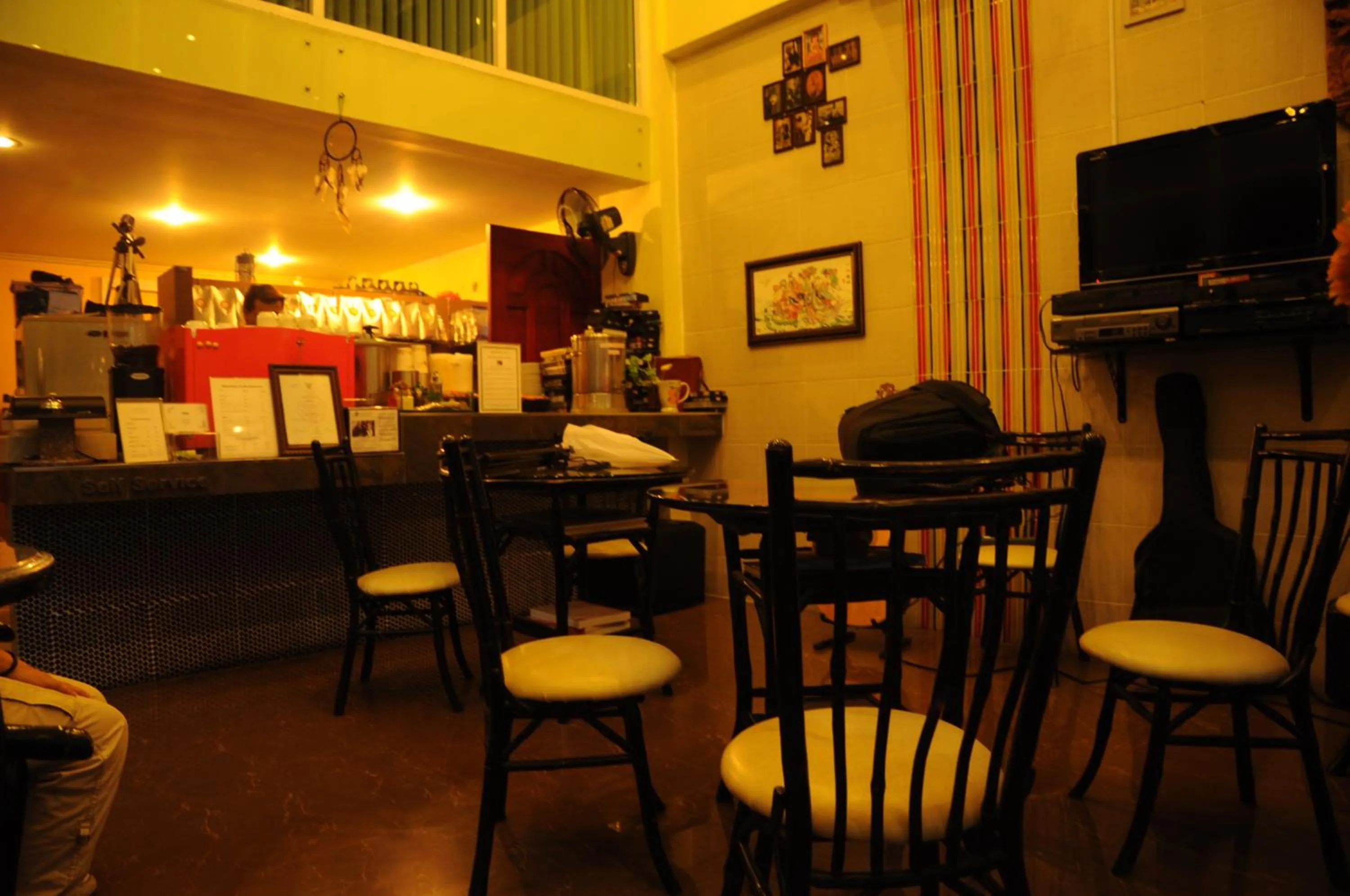 Lounge or bar in Lodge 61 Hotel