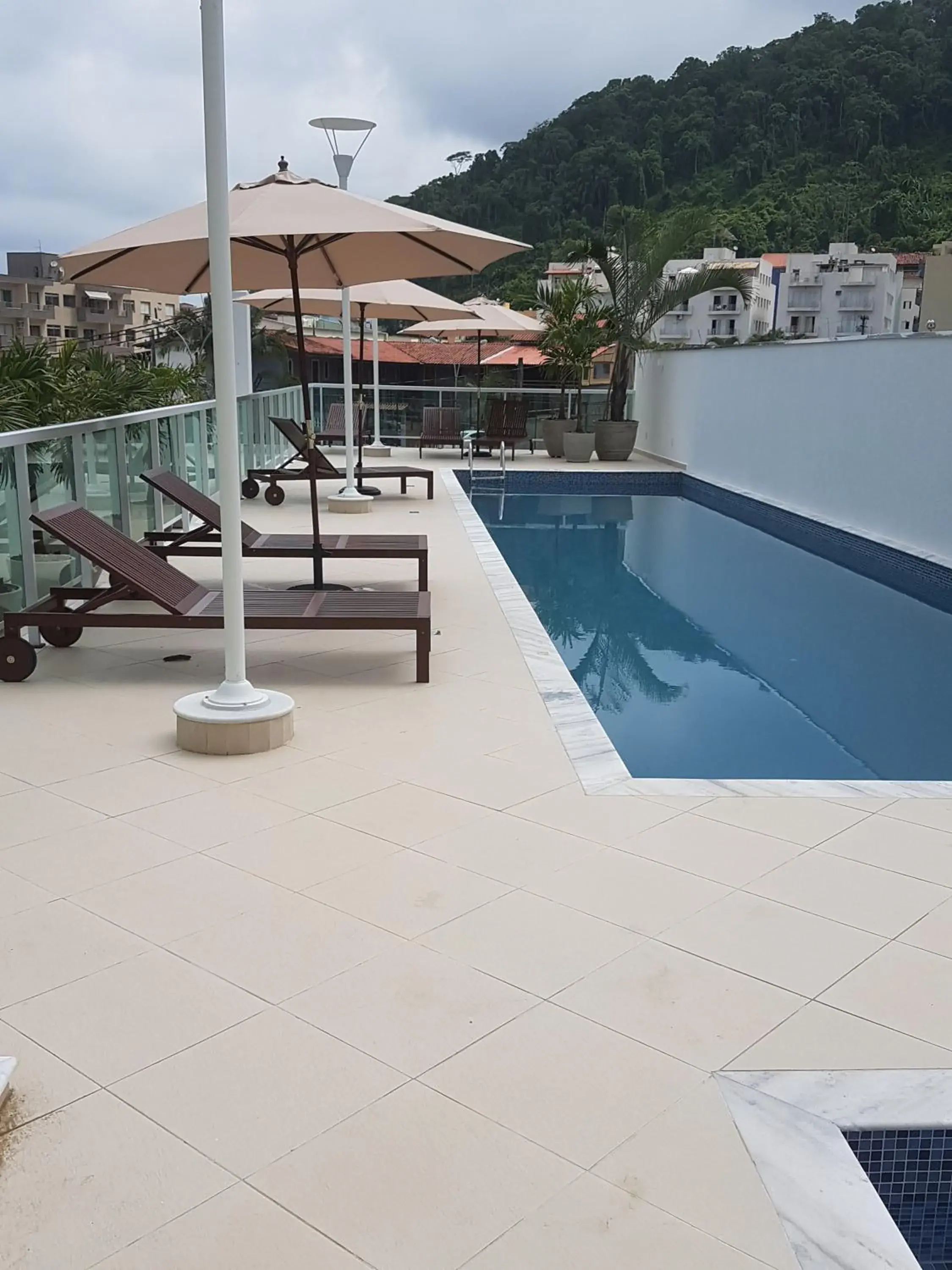 Apartamento em Ubatuba - Praia Grande com Wifi gratuito, rede de proteção e todo conforto que você merece Apartamento em Ubatuba - Praia Grande com Wifi gratuito, rede de proteção e todo conforto que você merece