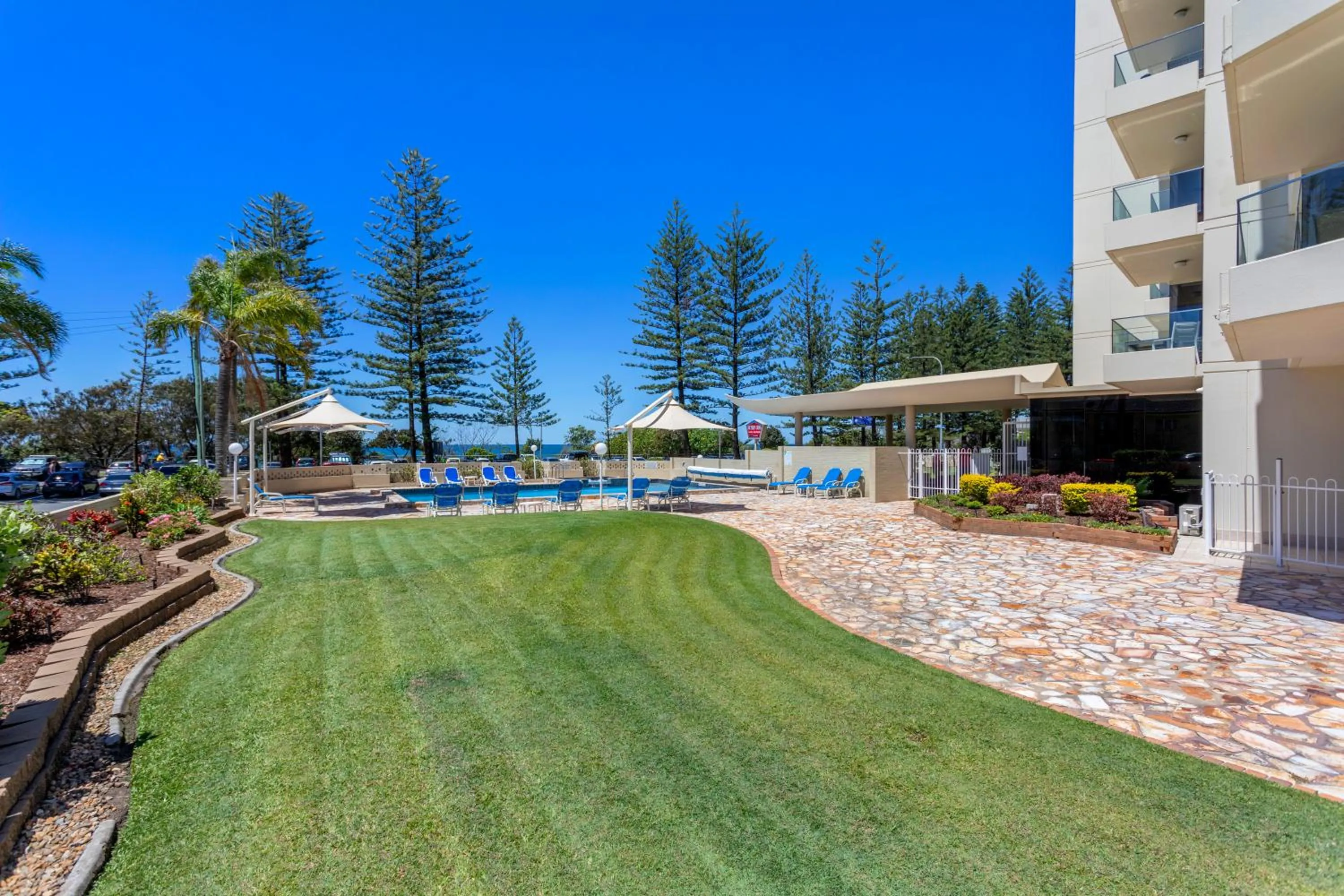 Southern Cross Beachfront Holiday Apartments