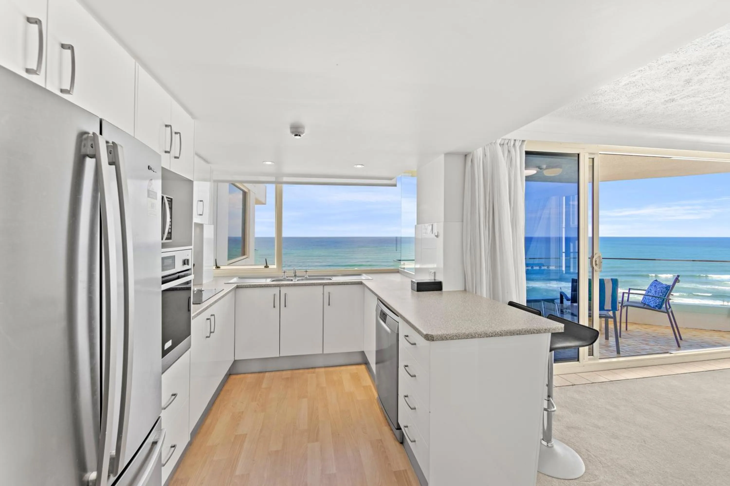 Southern Cross Beachfront Holiday Apartments