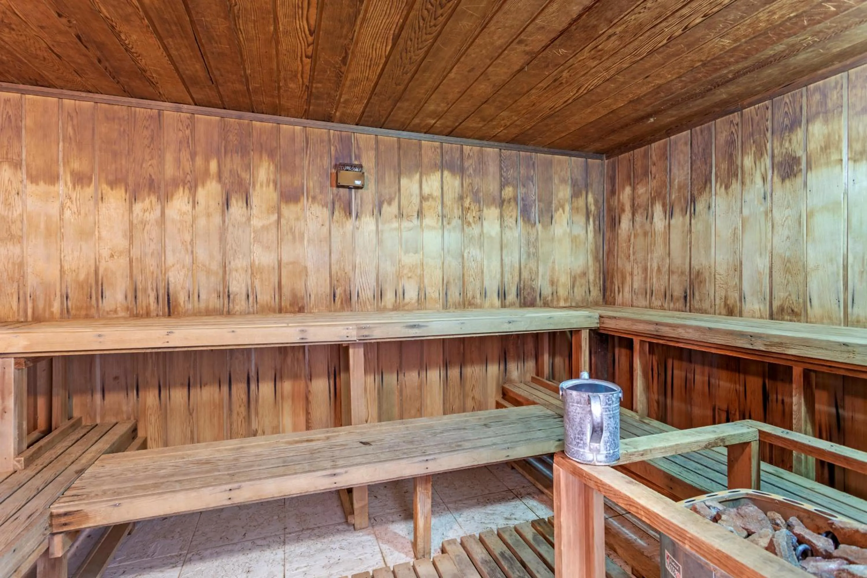 Southern Cross Beachfront Holiday Apartments