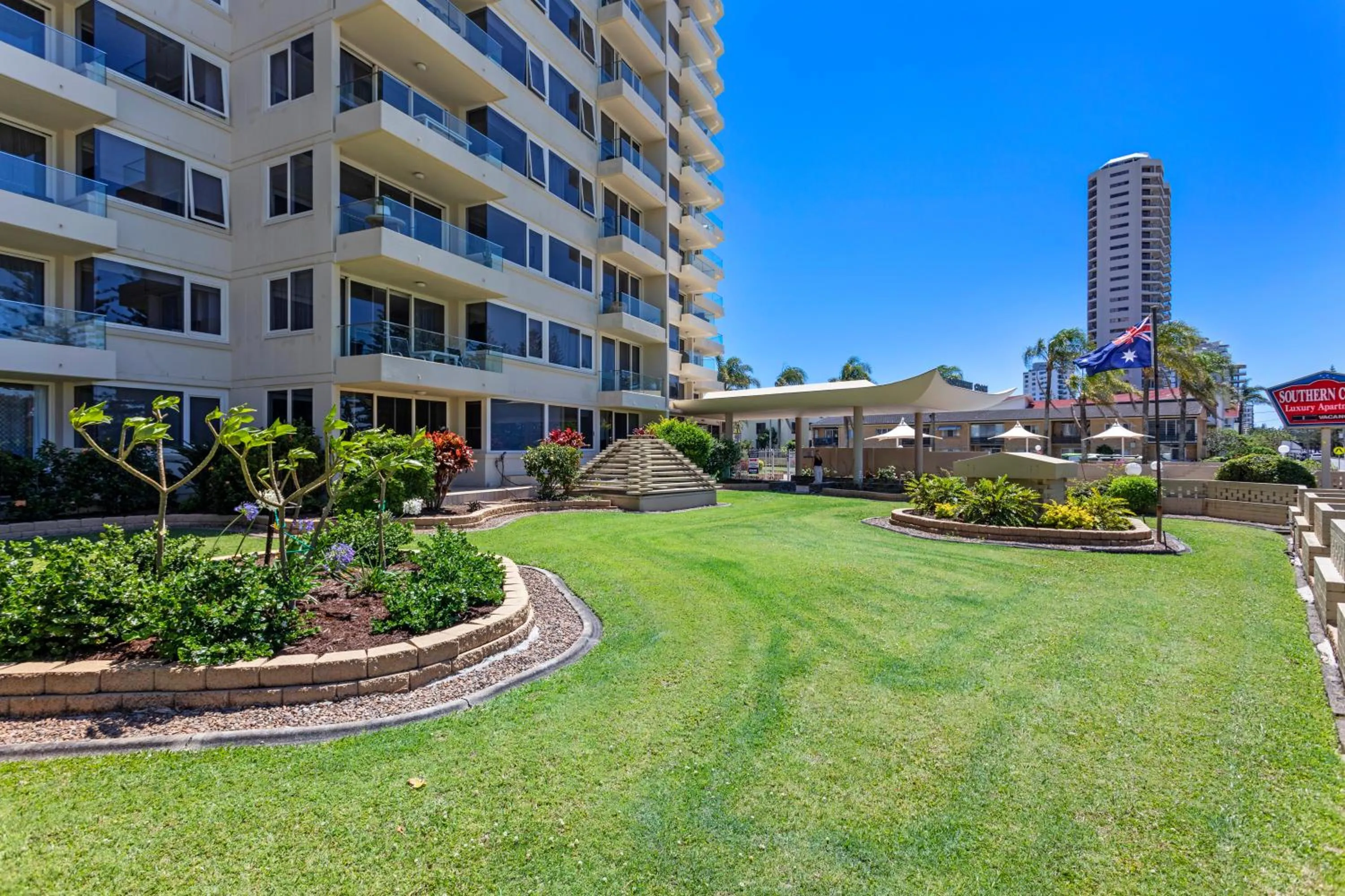Southern Cross Beachfront Holiday Apartments