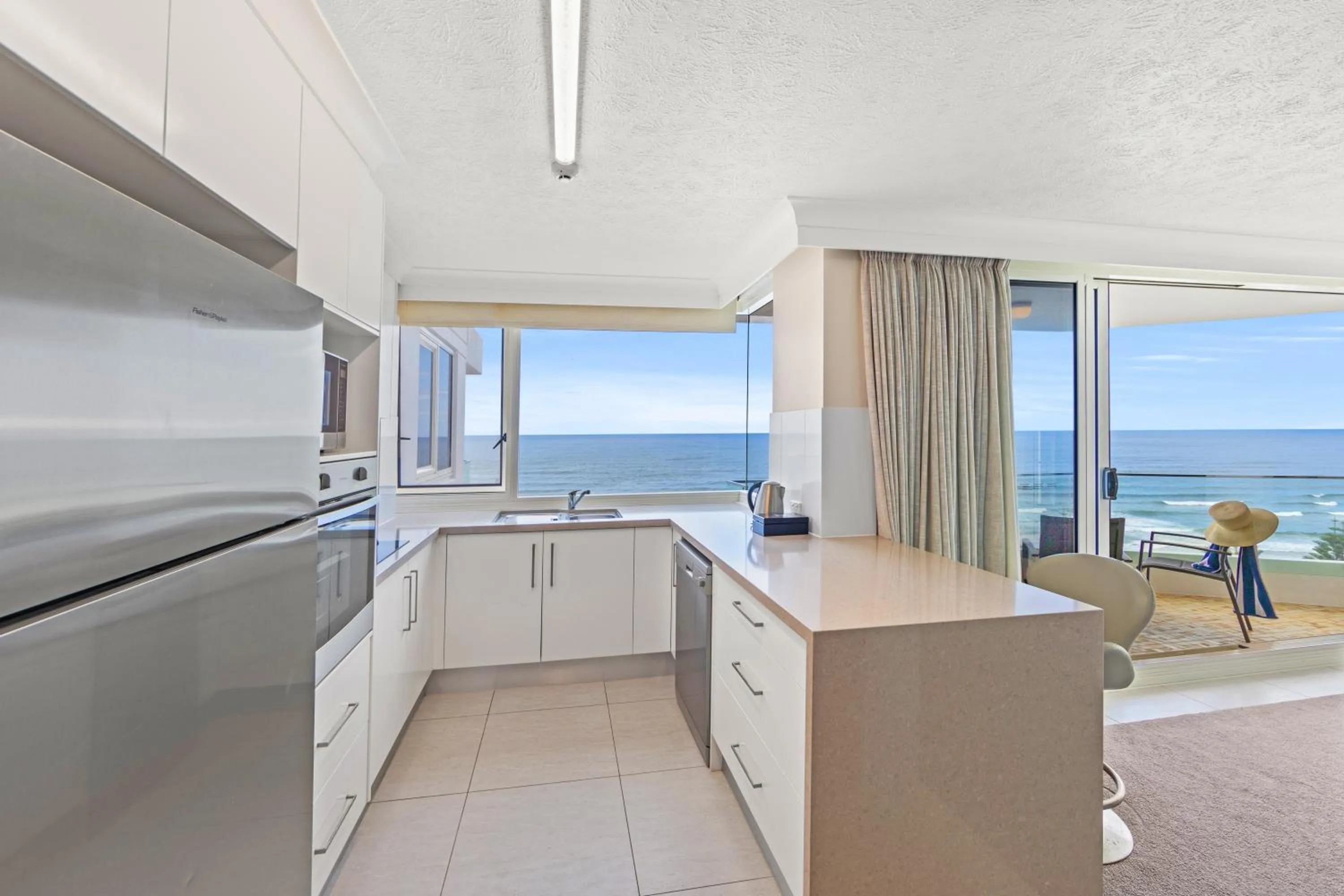Southern Cross Beachfront Holiday Apartments