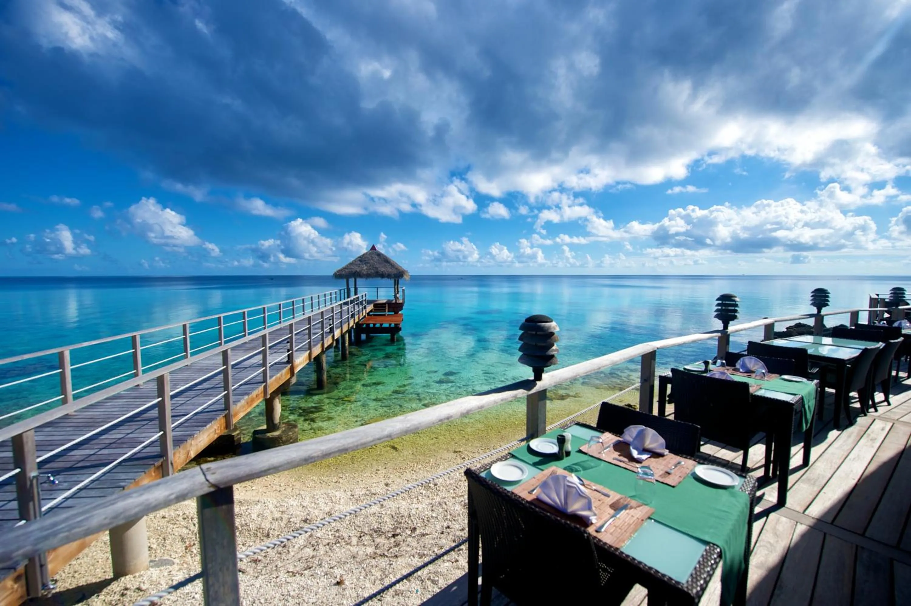 Restaurant/places to eat in Maitai Rangiroa