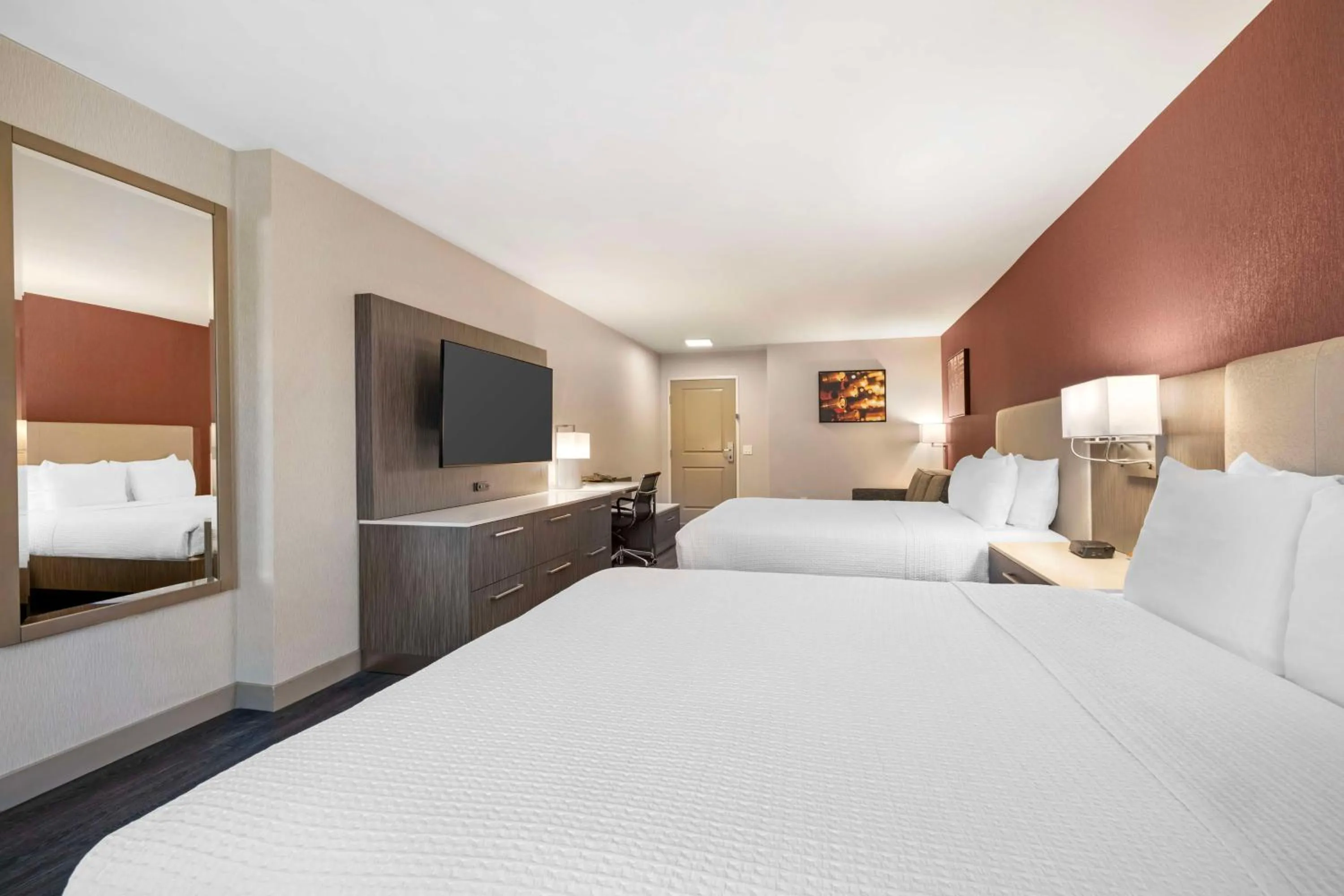 Bedroom, Bed in Best Western Plus Temecula Wine Country Hotel & Suites
