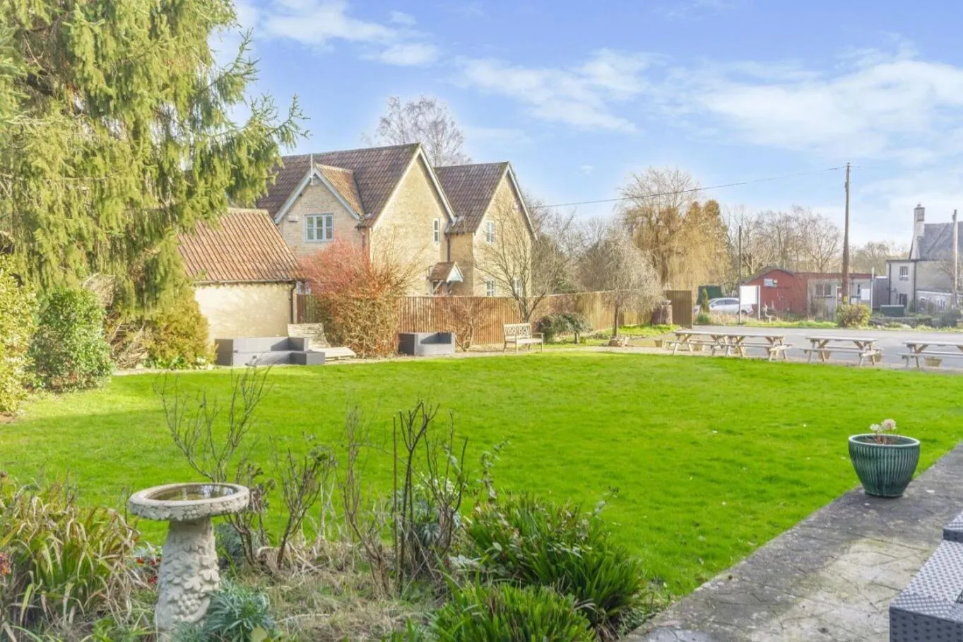 View (from property/room) in Pettifers Freehouse Hotel