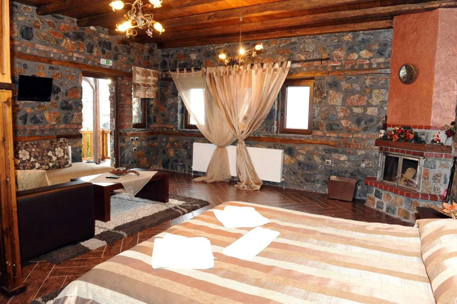 Living room in Petrogonima