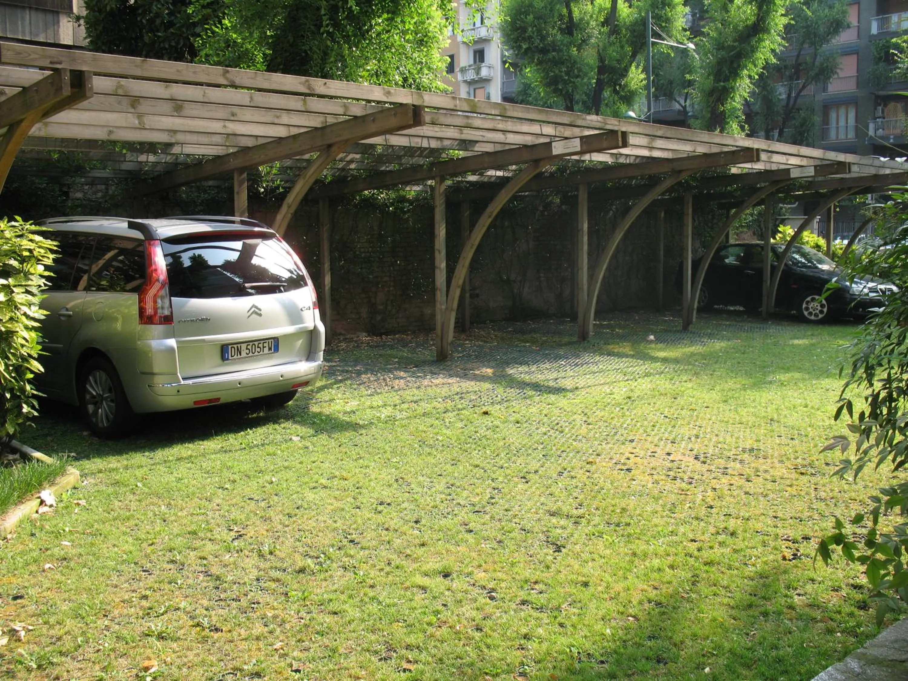 Parking in Residence Le Corti