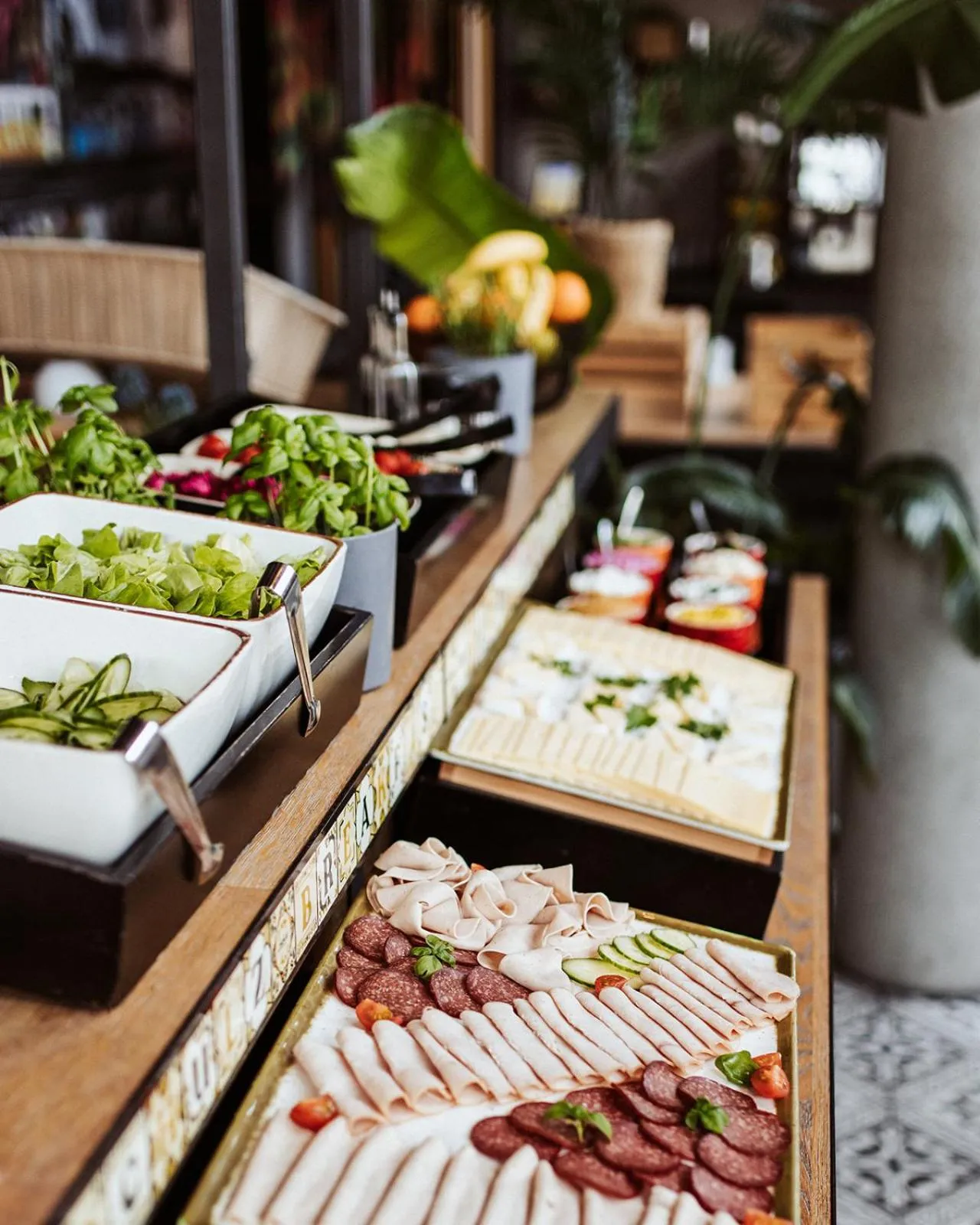 Buffet breakfast in Schulz Hotel Berlin Wall at the East Side Gallery