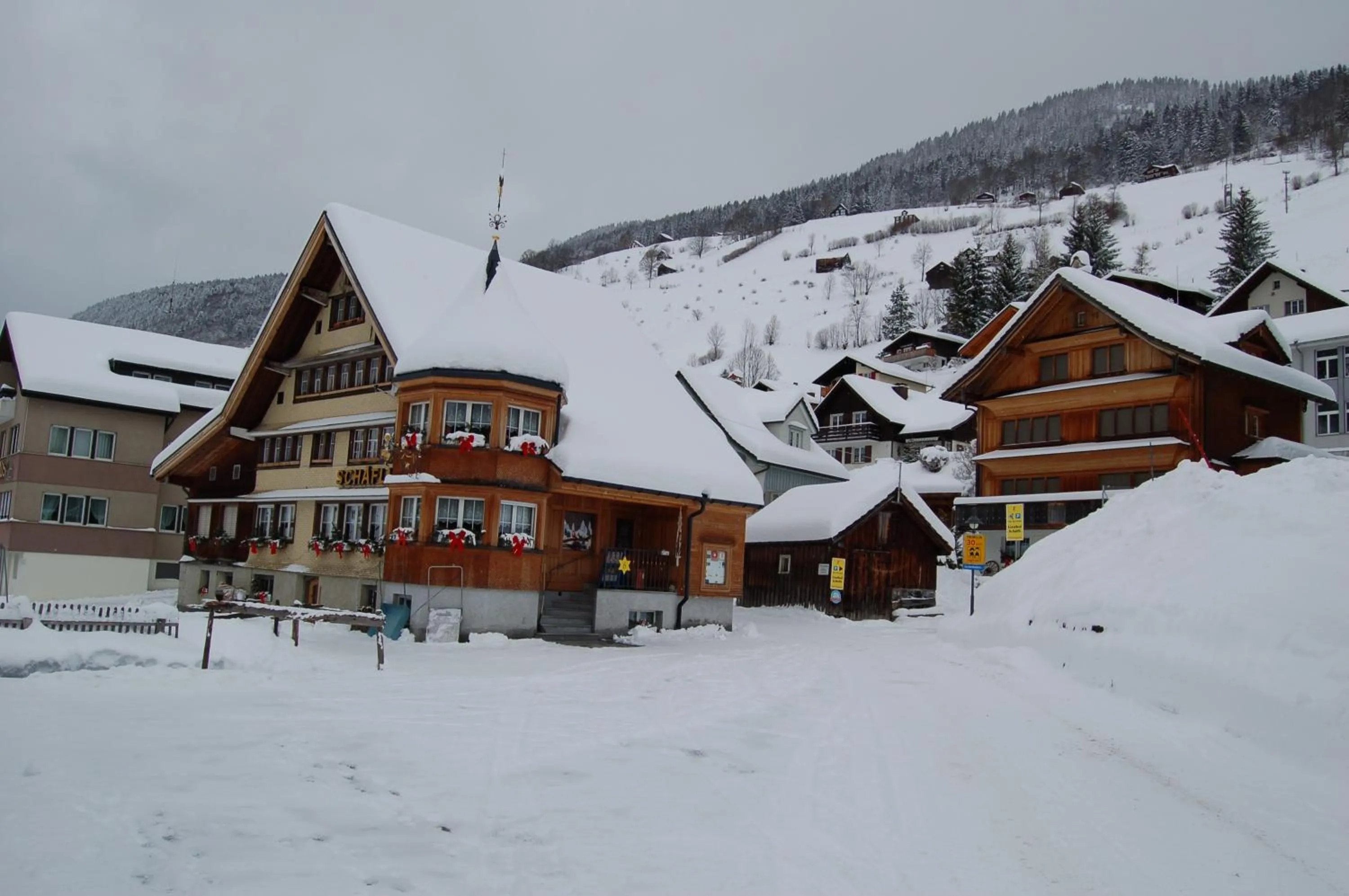 Restaurant/places to eat in Gasthaus Schäfli