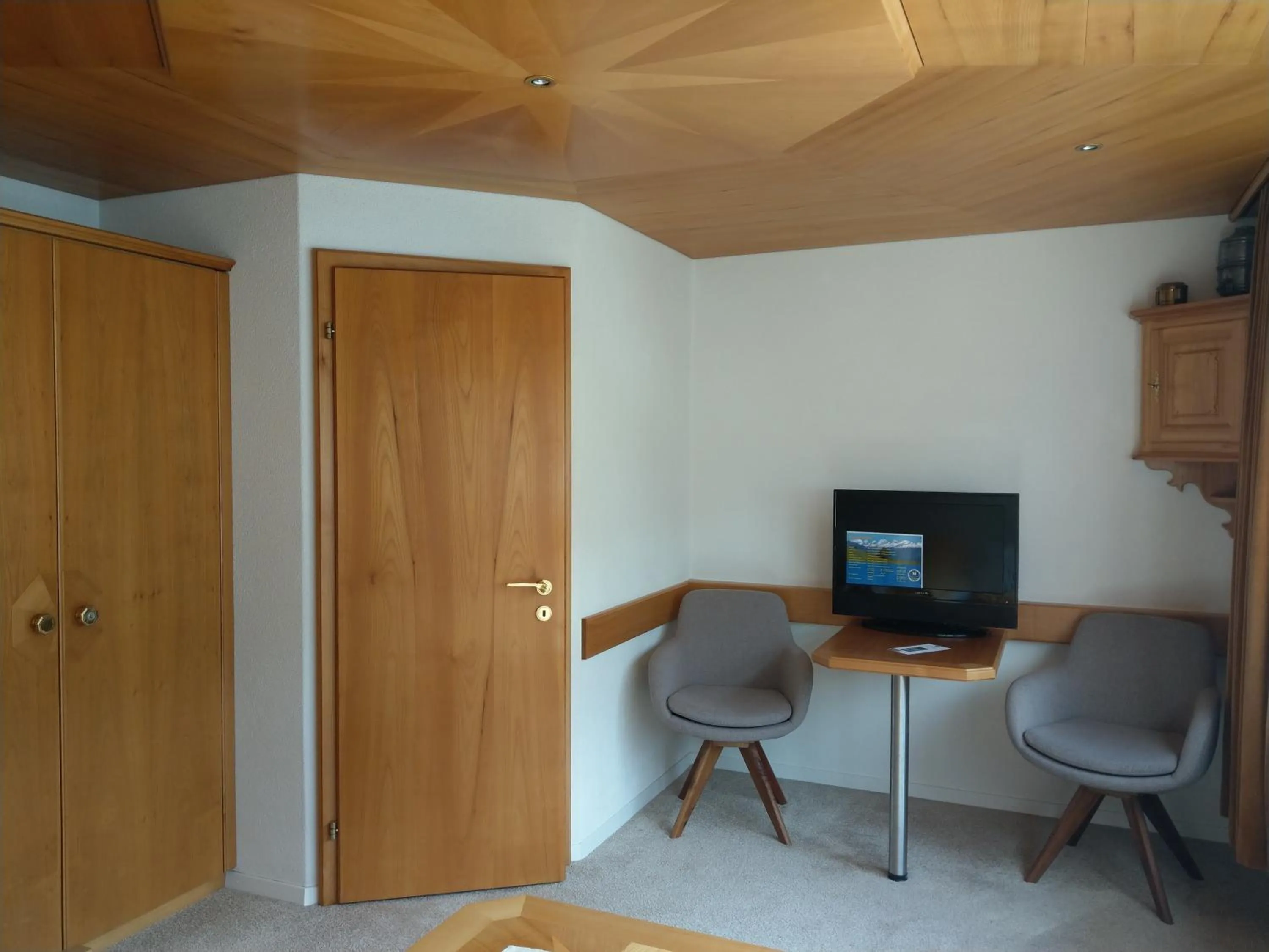 TV and multimedia in Gasthaus Schäfli