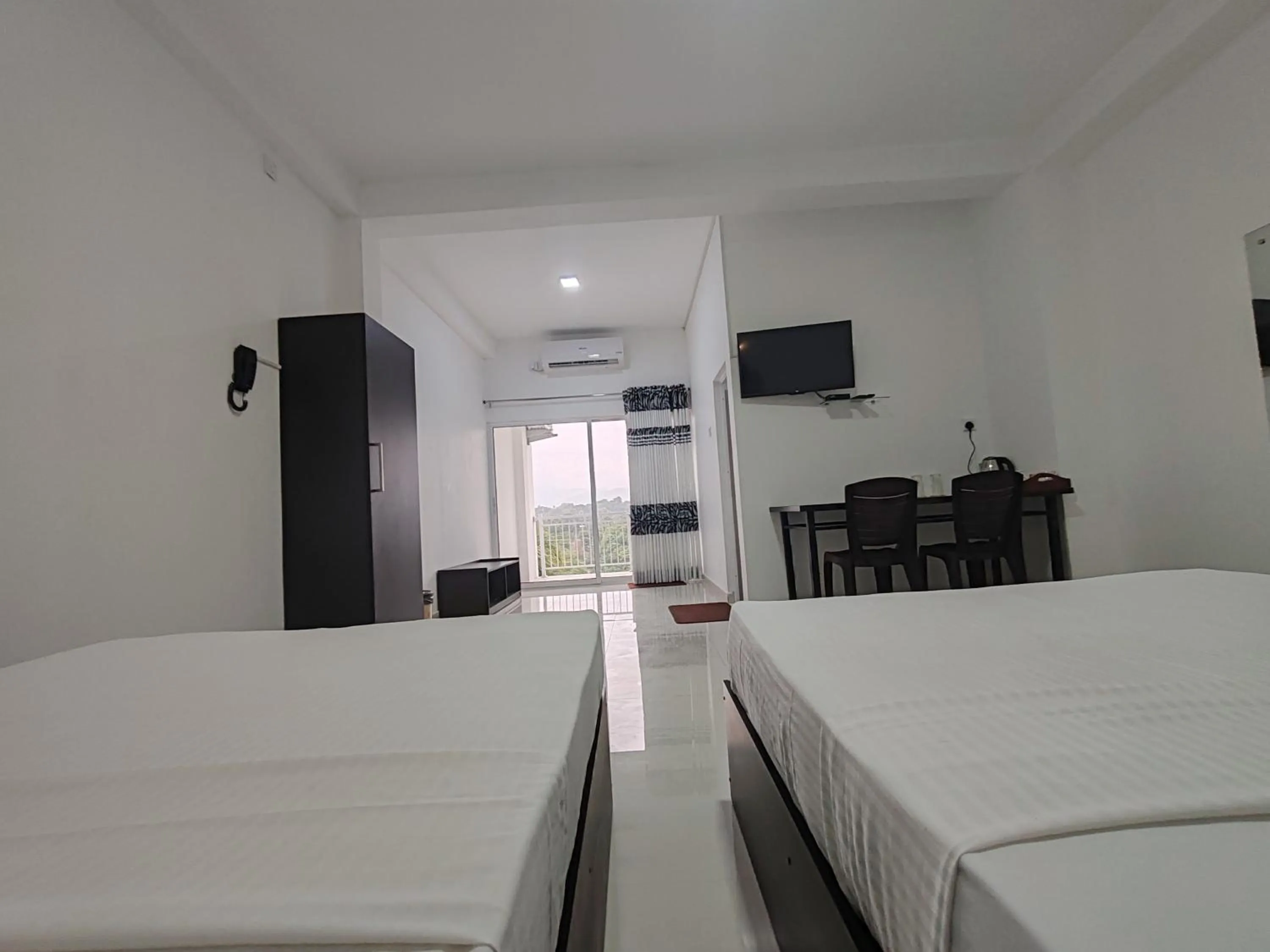 Bed in Mahaweli View Inn Kandy