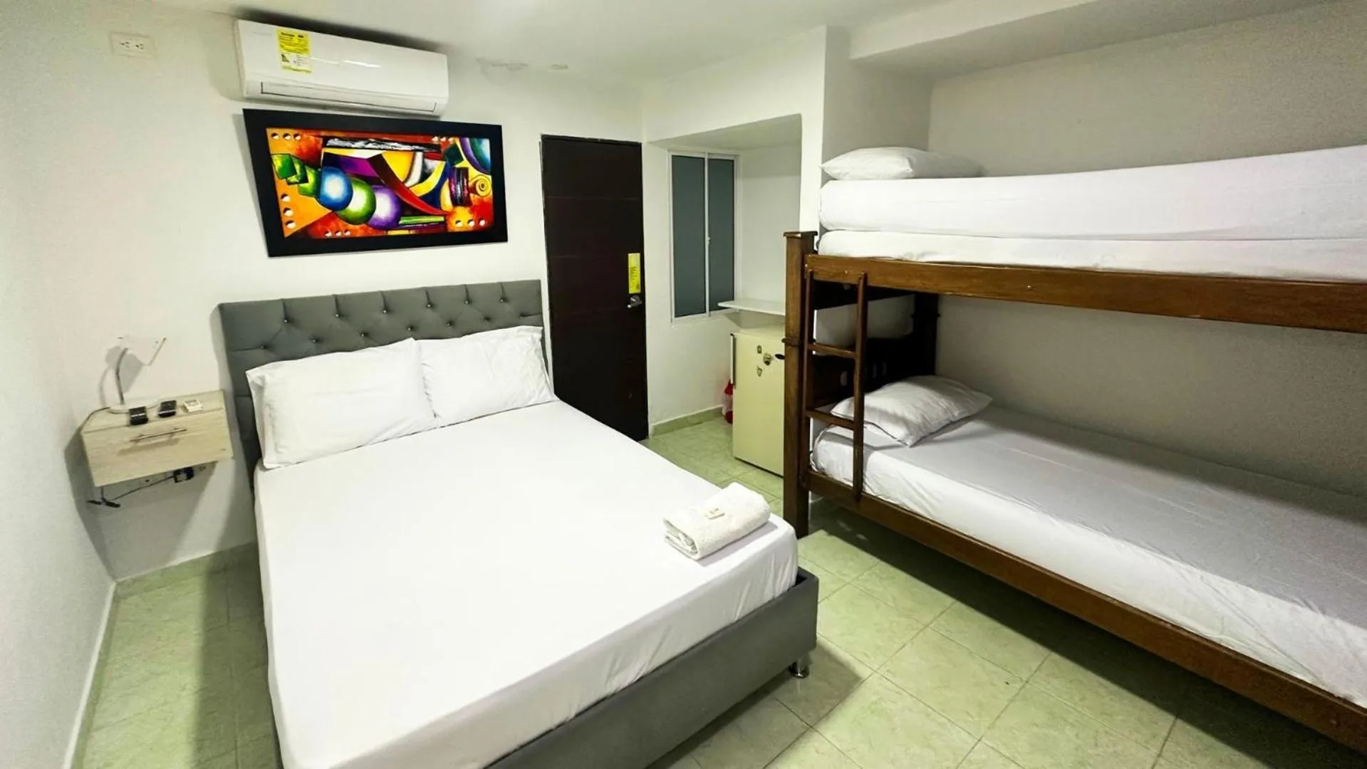 Photo of the whole room, Bed in Hotel Casa Paraiso