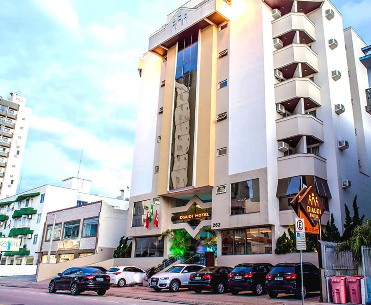 Property building in Diaudi Hotel