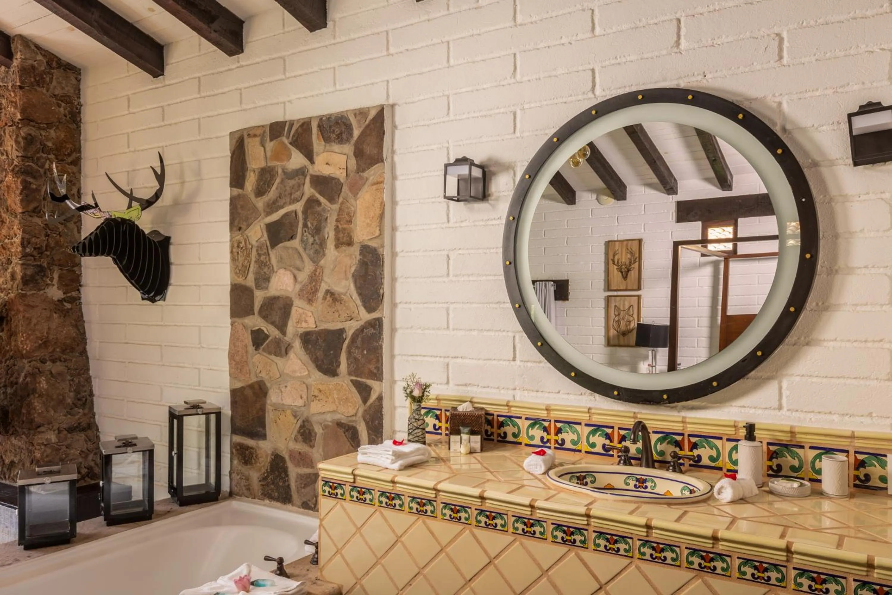 Bathroom in Sierra Lago