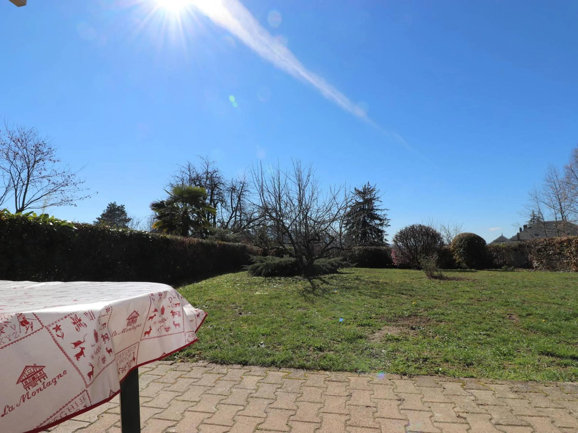 Spacieux logement calme avec jardin privé - Parking inclus, animaux acceptés - FR-1-432-8