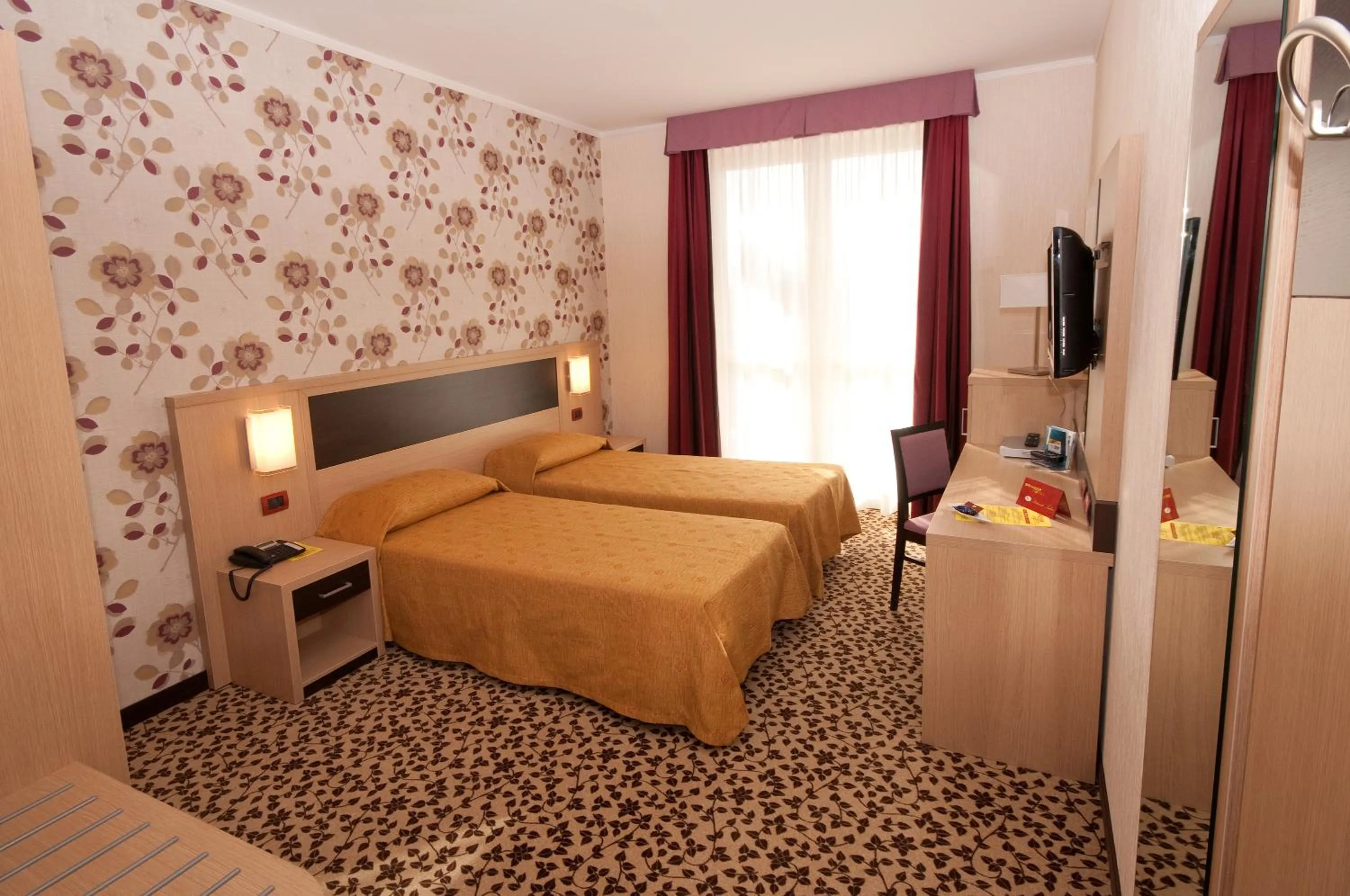 Bed in Hotel Brindor