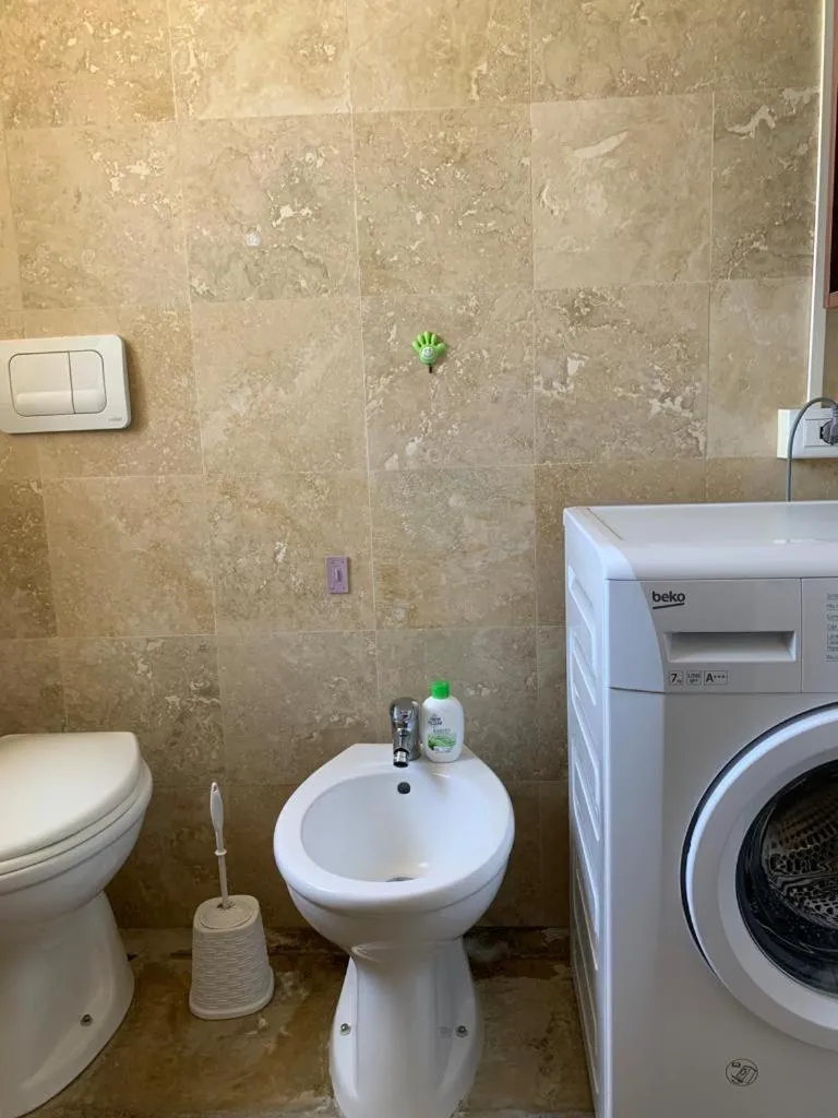 Toilet in Villa Delfino