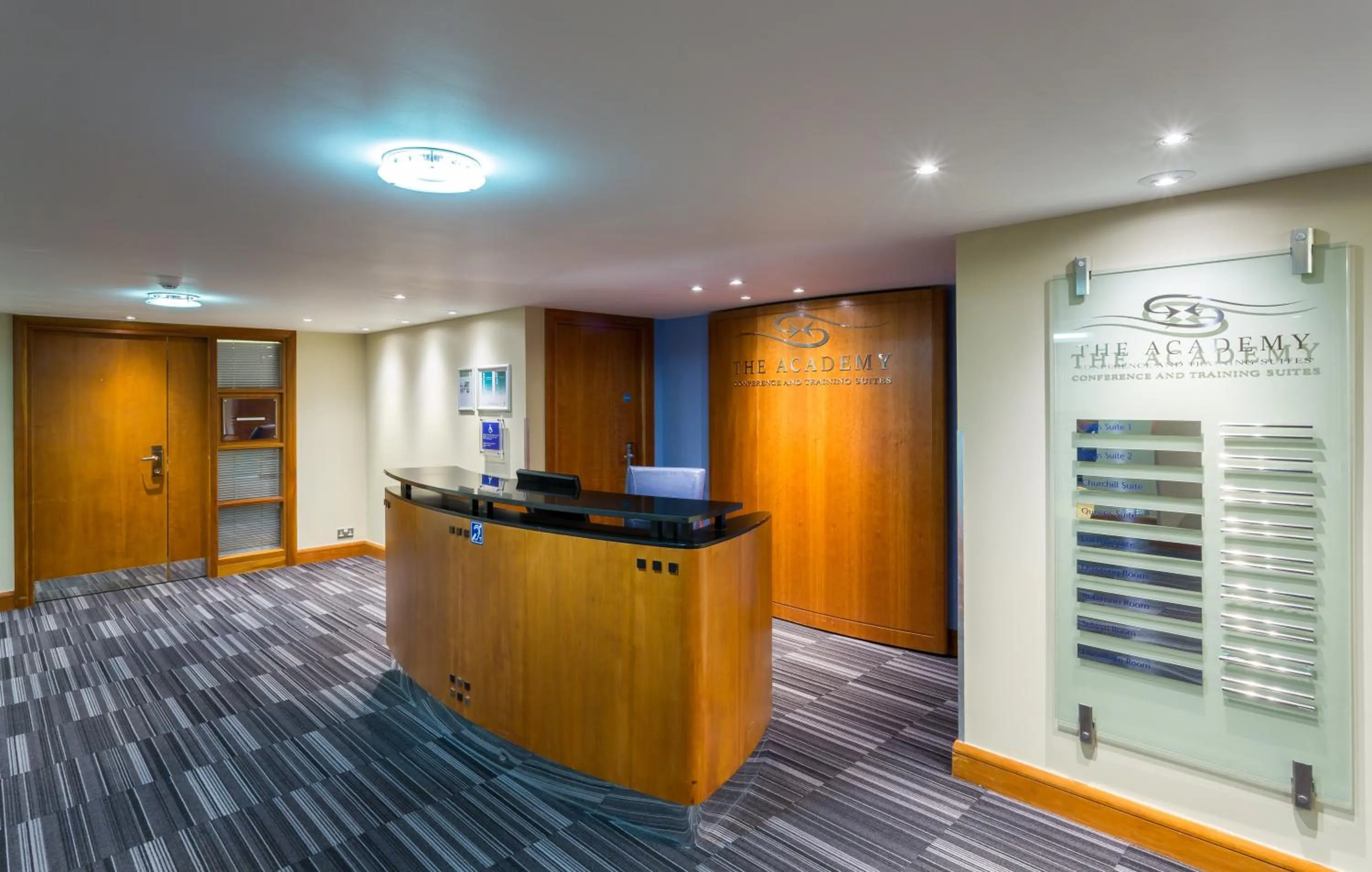 Restaurant/places to eat in Holiday Inn Cambridge by IHG