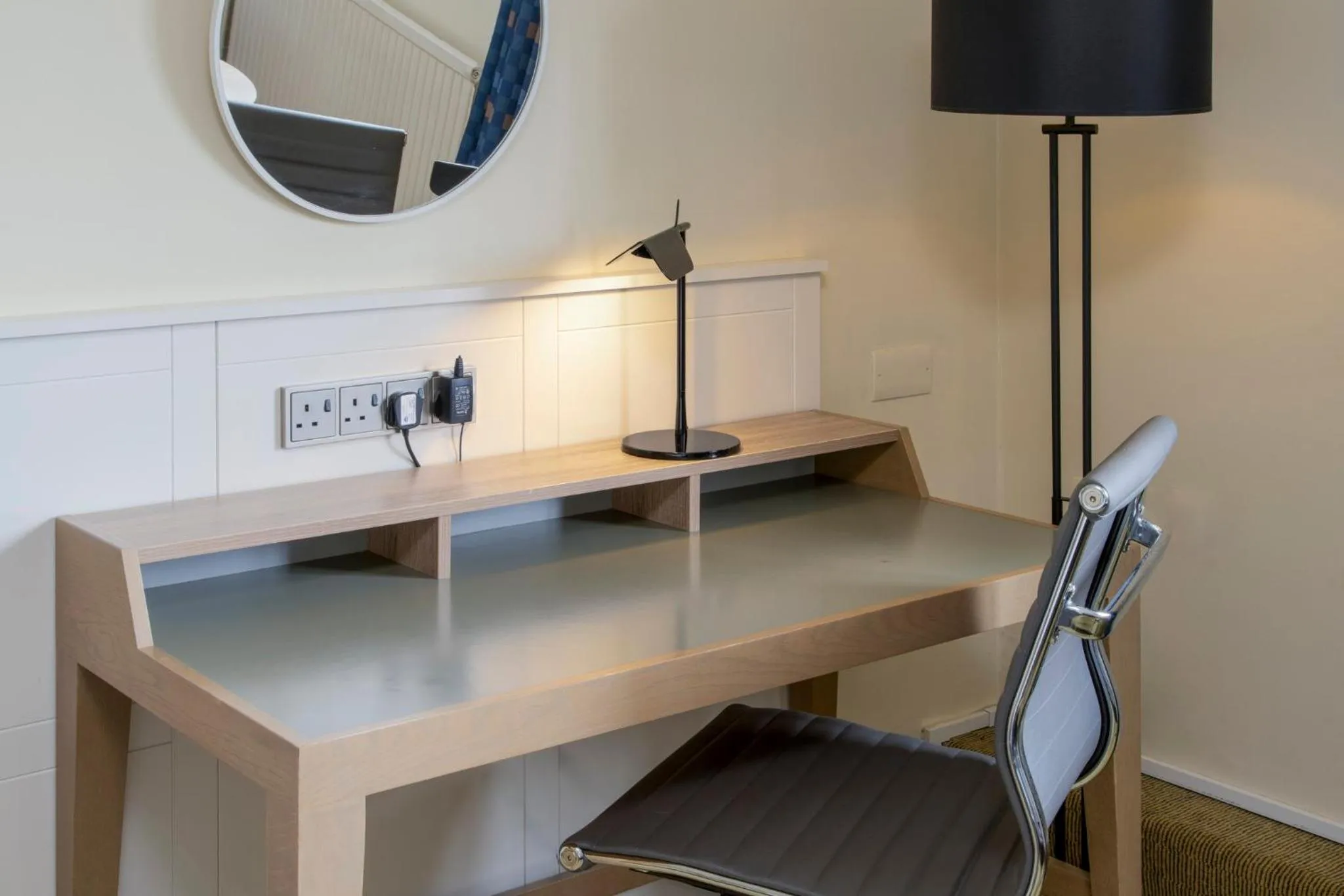 Photo of the whole room in Holiday Inn Cambridge by IHG