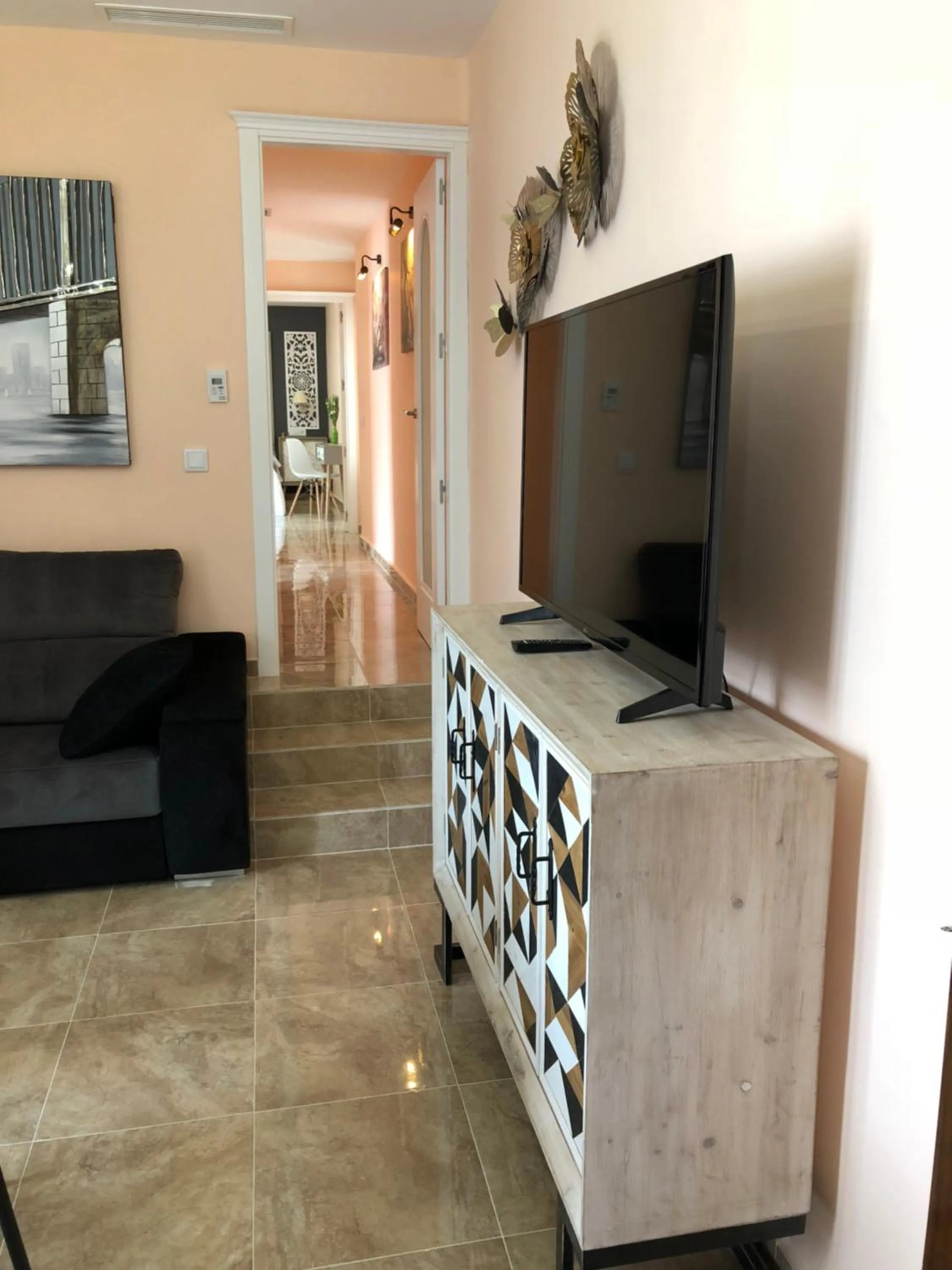 TV and multimedia in Retiro del Teatro Almagro