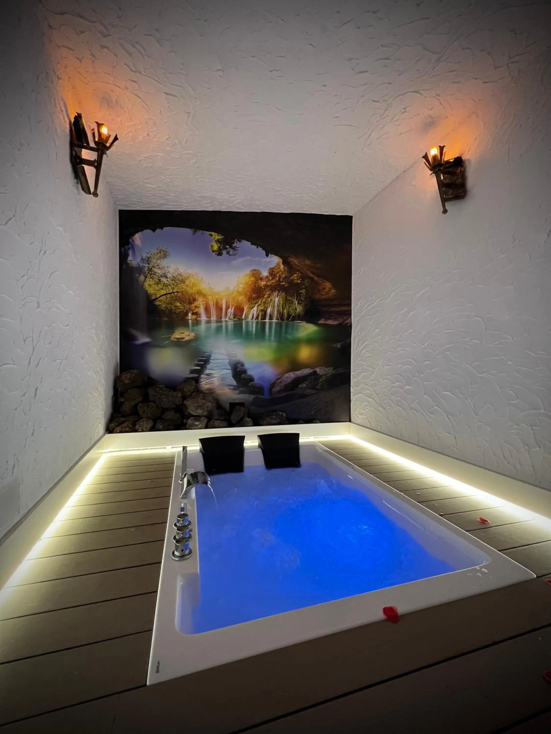 Hot Tub in Retiro del Teatro Almagro