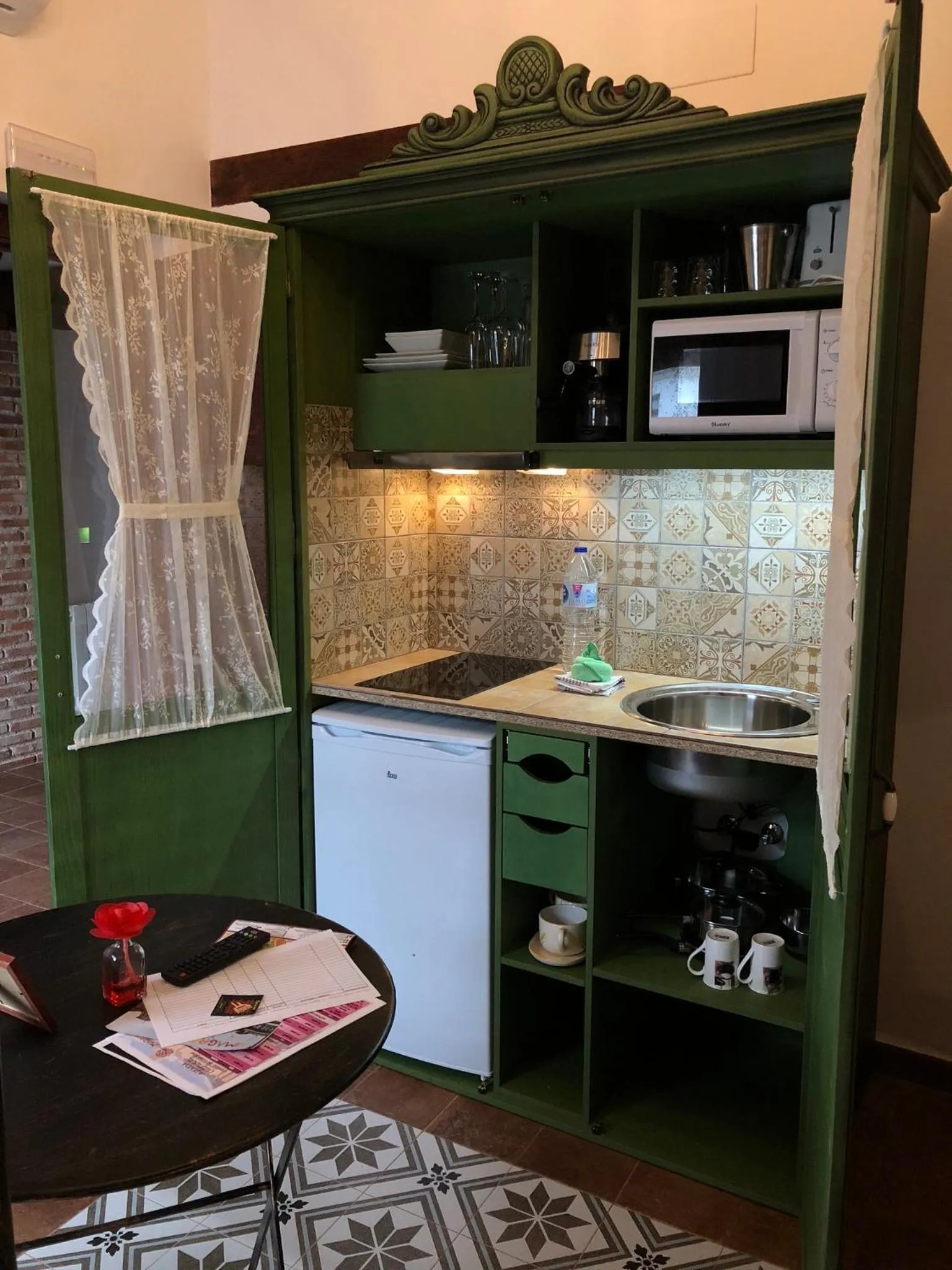 Coffee/tea facilities in Retiro del Teatro Almagro