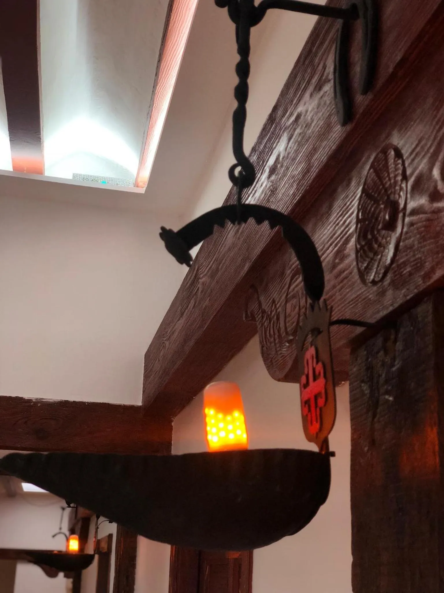 Decorative detail in Retiro del Teatro Almagro