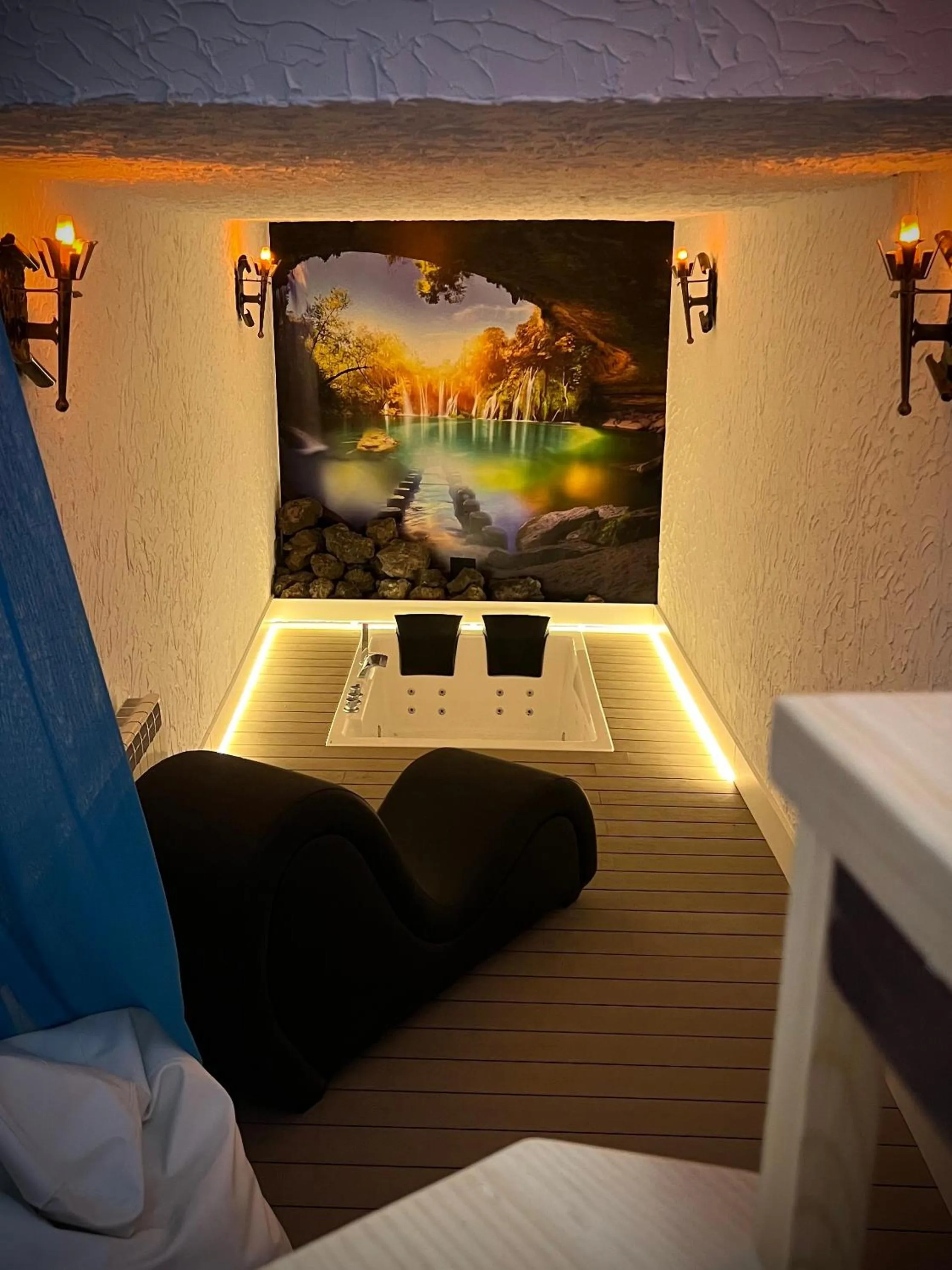 Hot Tub, Bed in Retiro del Teatro Almagro