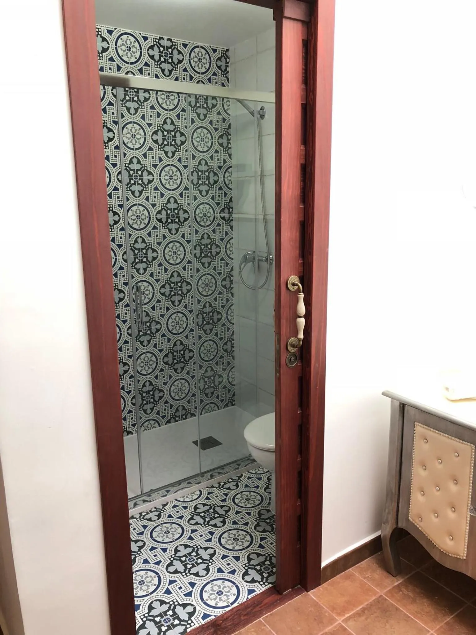 Shower in Retiro del Teatro Almagro