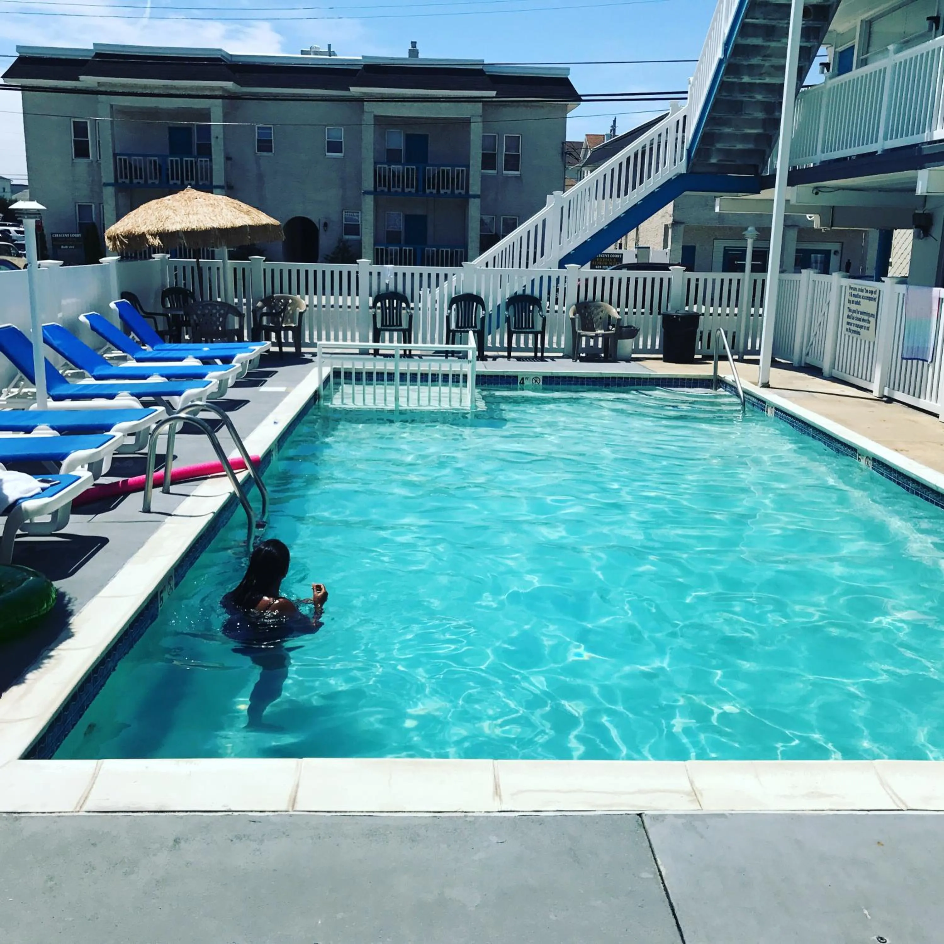 People in Bird of Paradise Motel