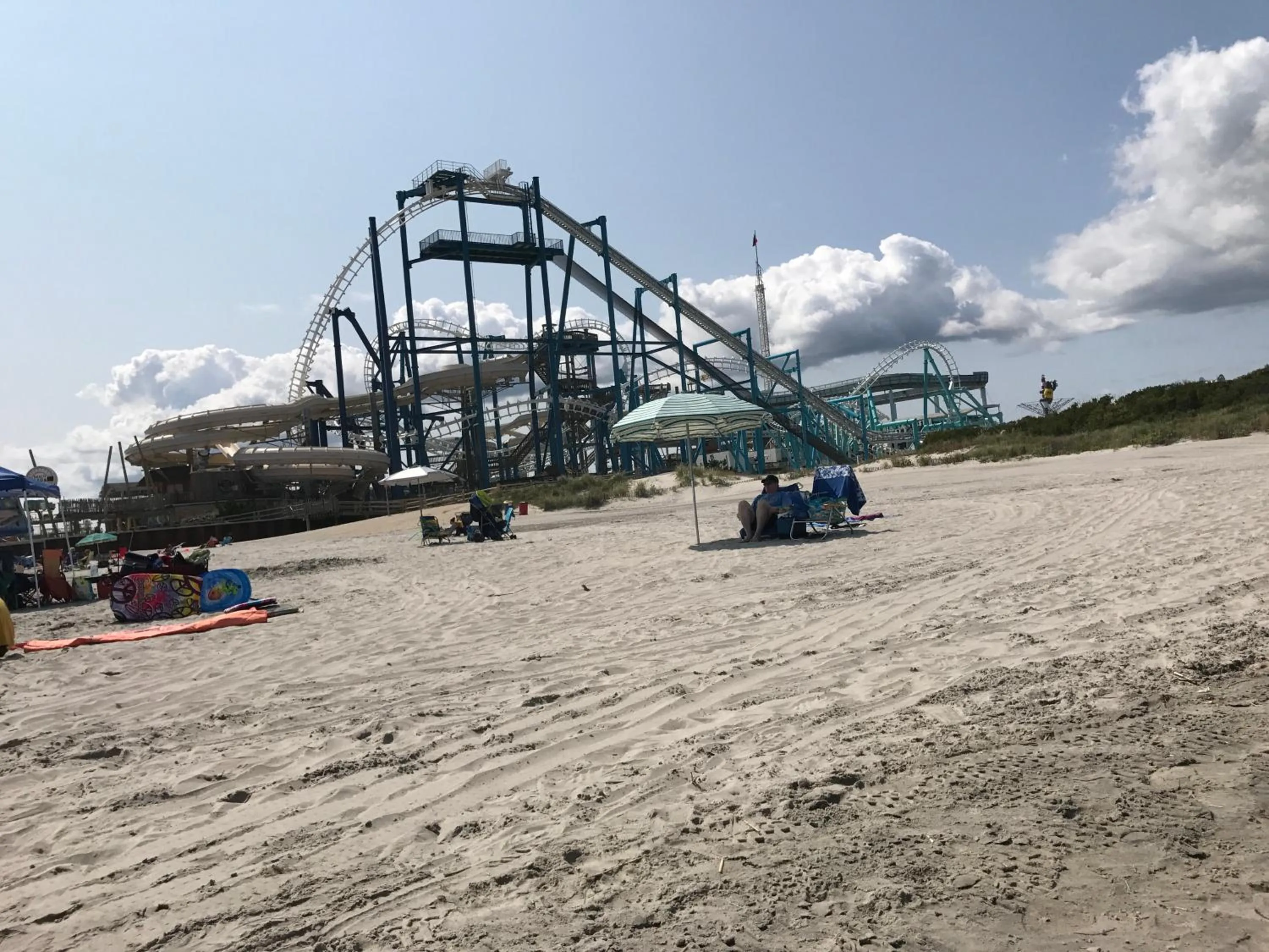 Beach in Bird of Paradise Motel