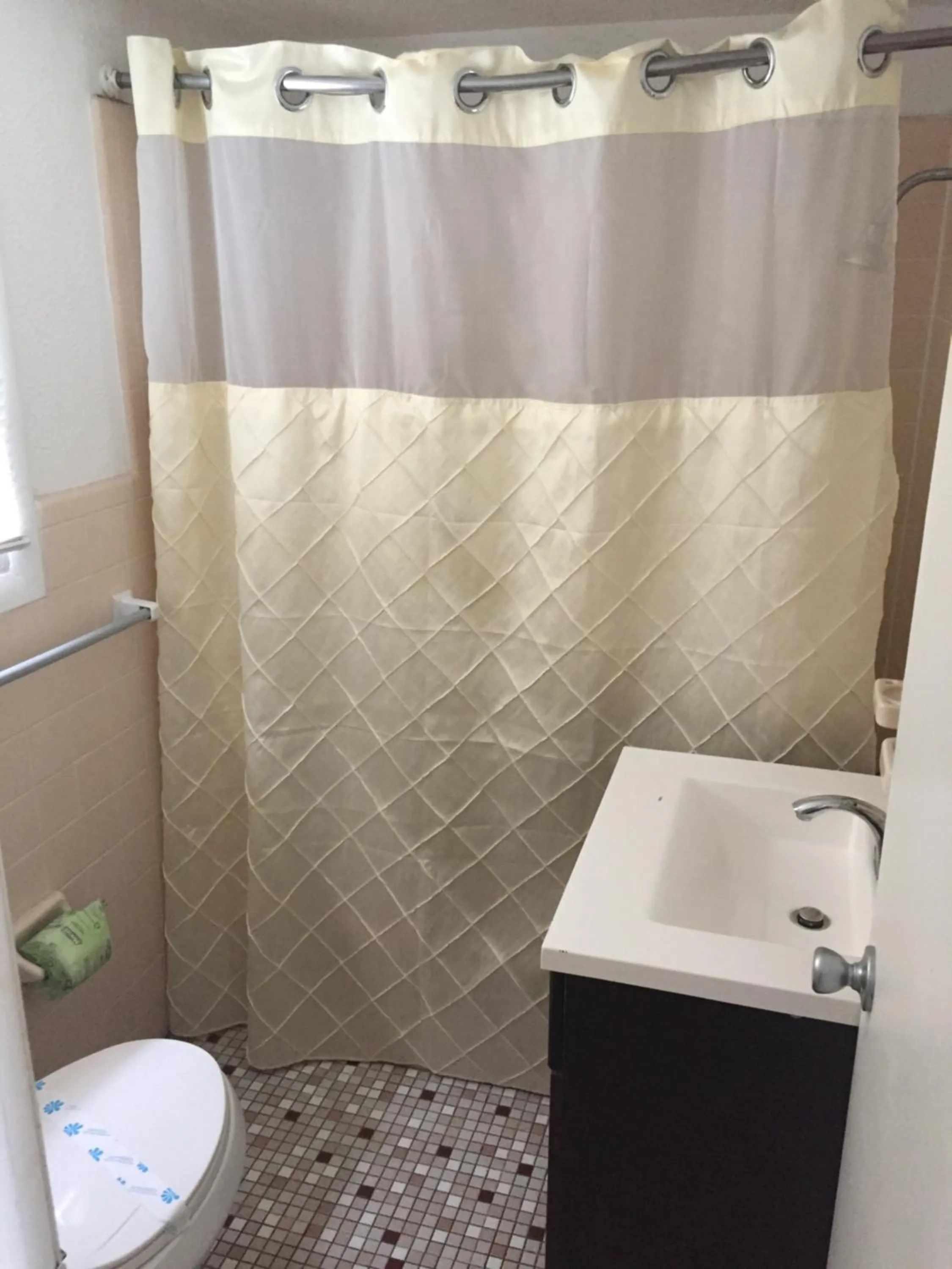 Bird of Paradise Motel