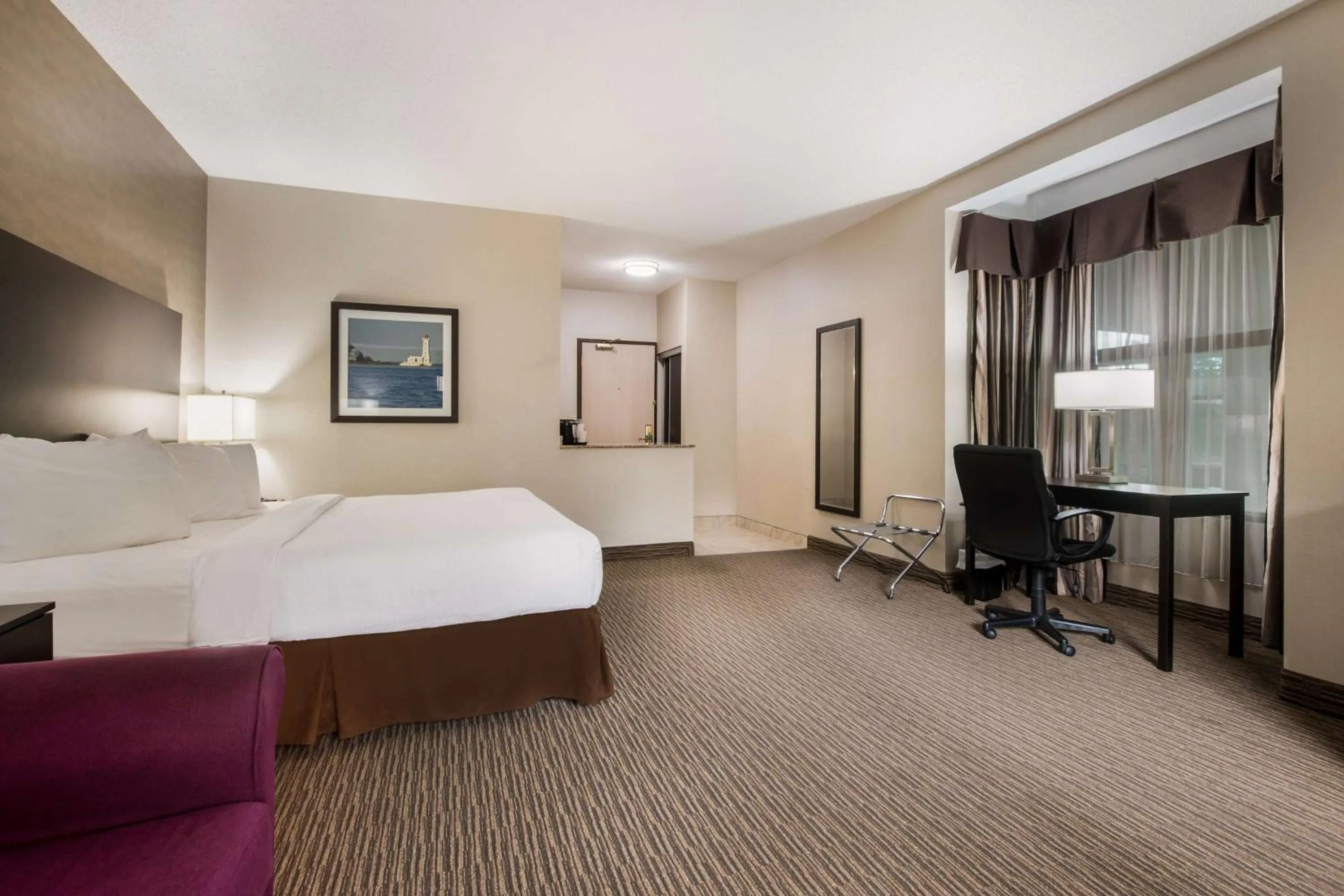 Bedroom, Bed in Best Western Little River Inn