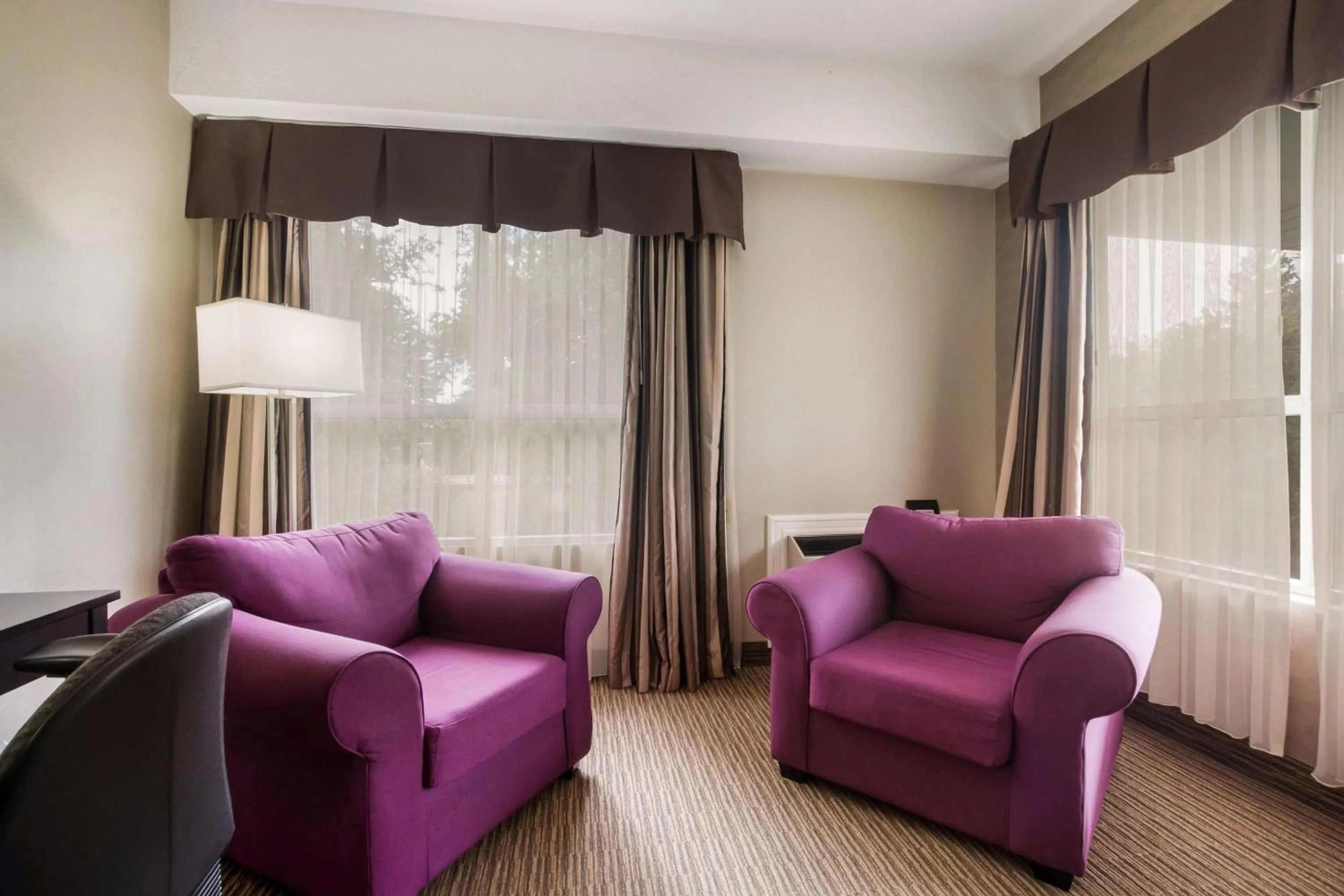 Bedroom in Best Western Little River Inn