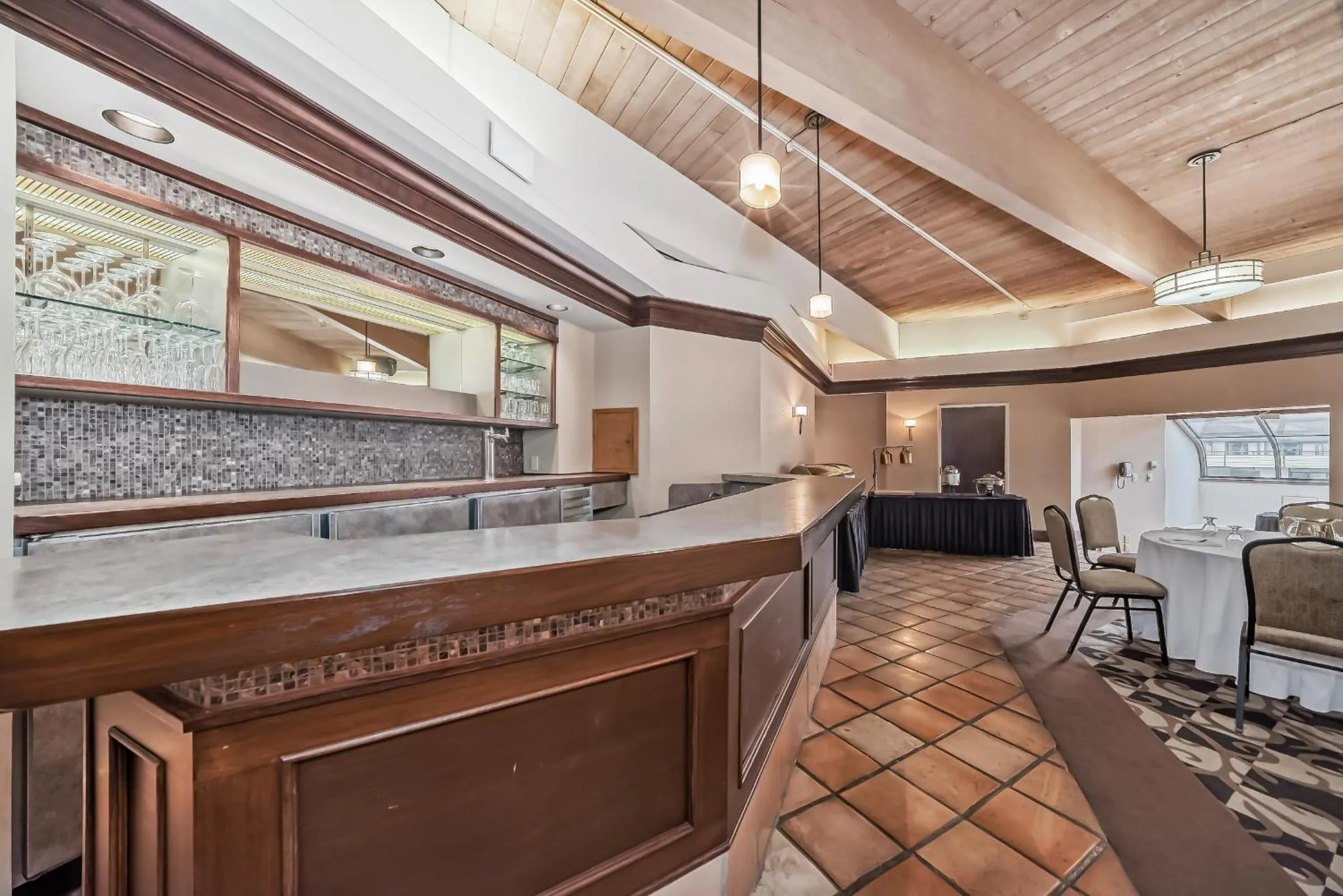 Banquet/Function facilities in Jasper Inn & Suites by INNhotels