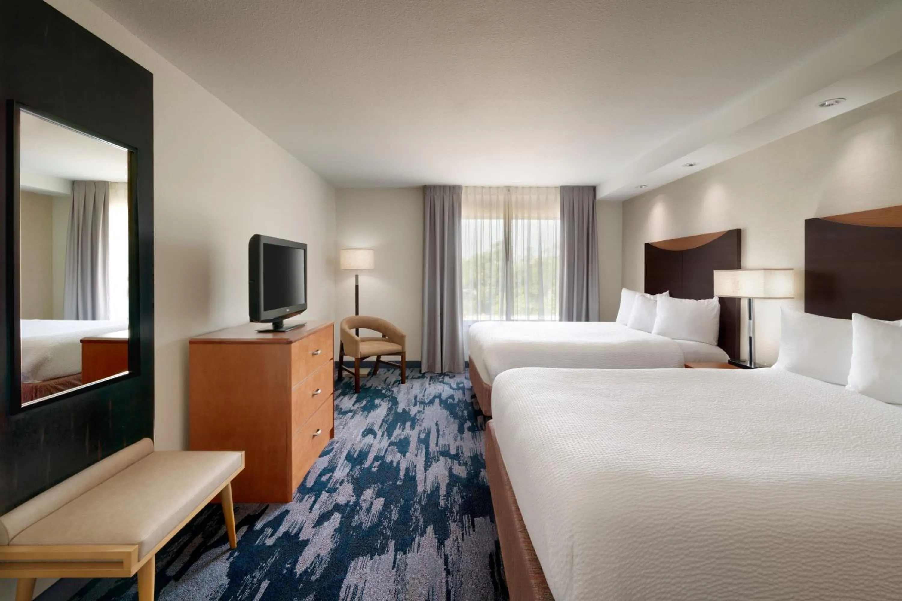 Photo of the whole room, Bed in Fairfield Inn & Suites by Marriott Tallahassee Central